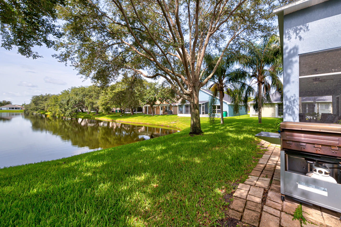 2081 Stratford Pointe Drive