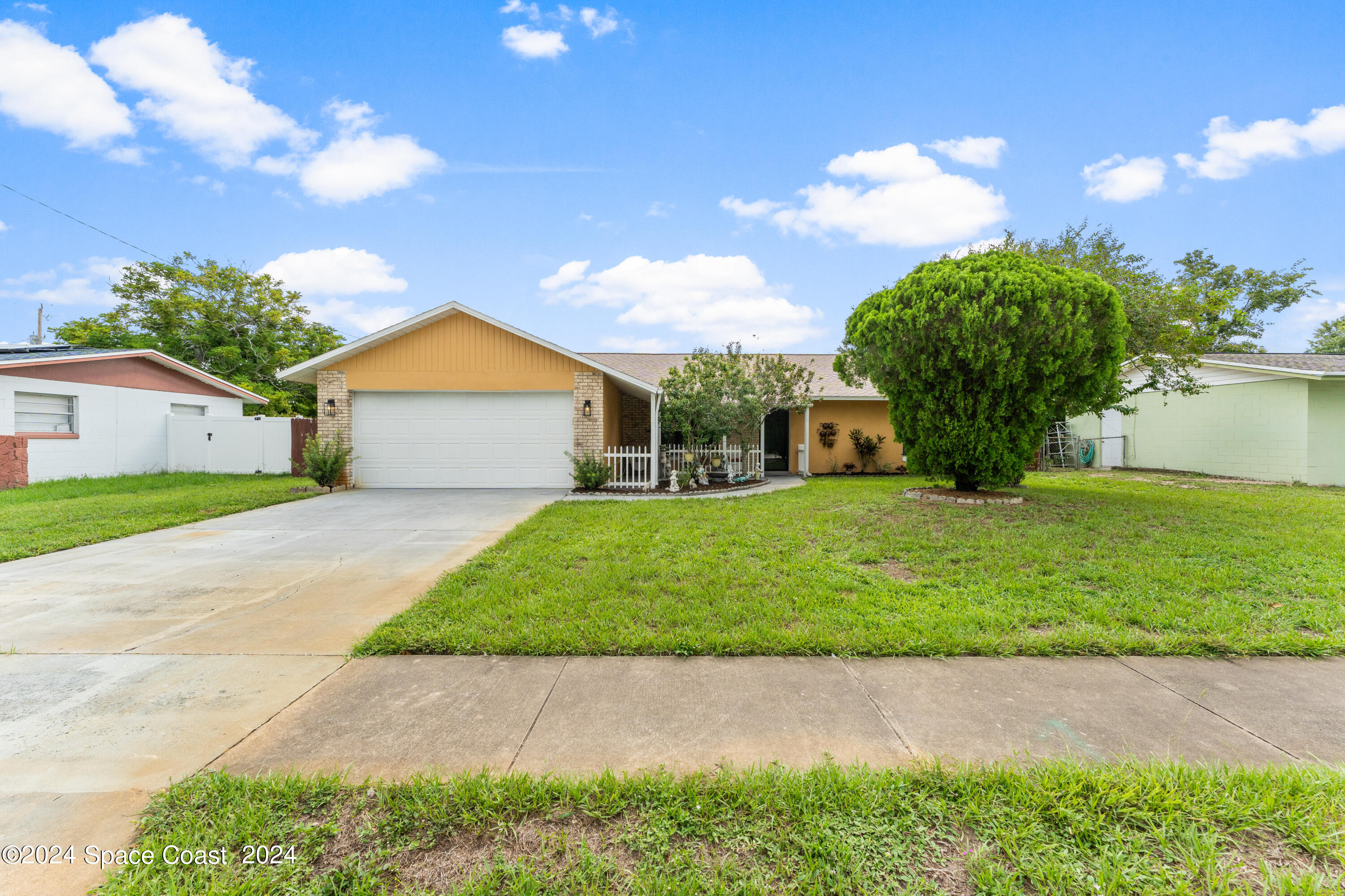2175 White Sands Drive