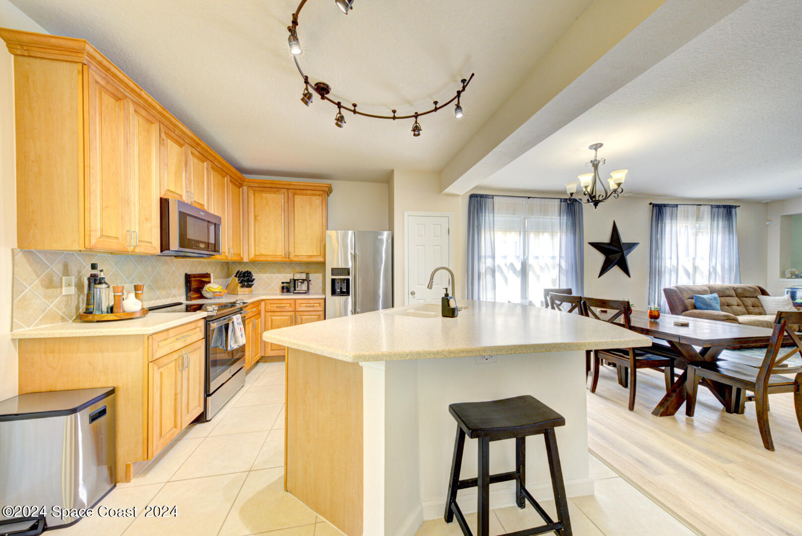 612 Marian Court