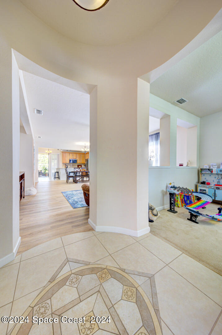 612 Marian Court
