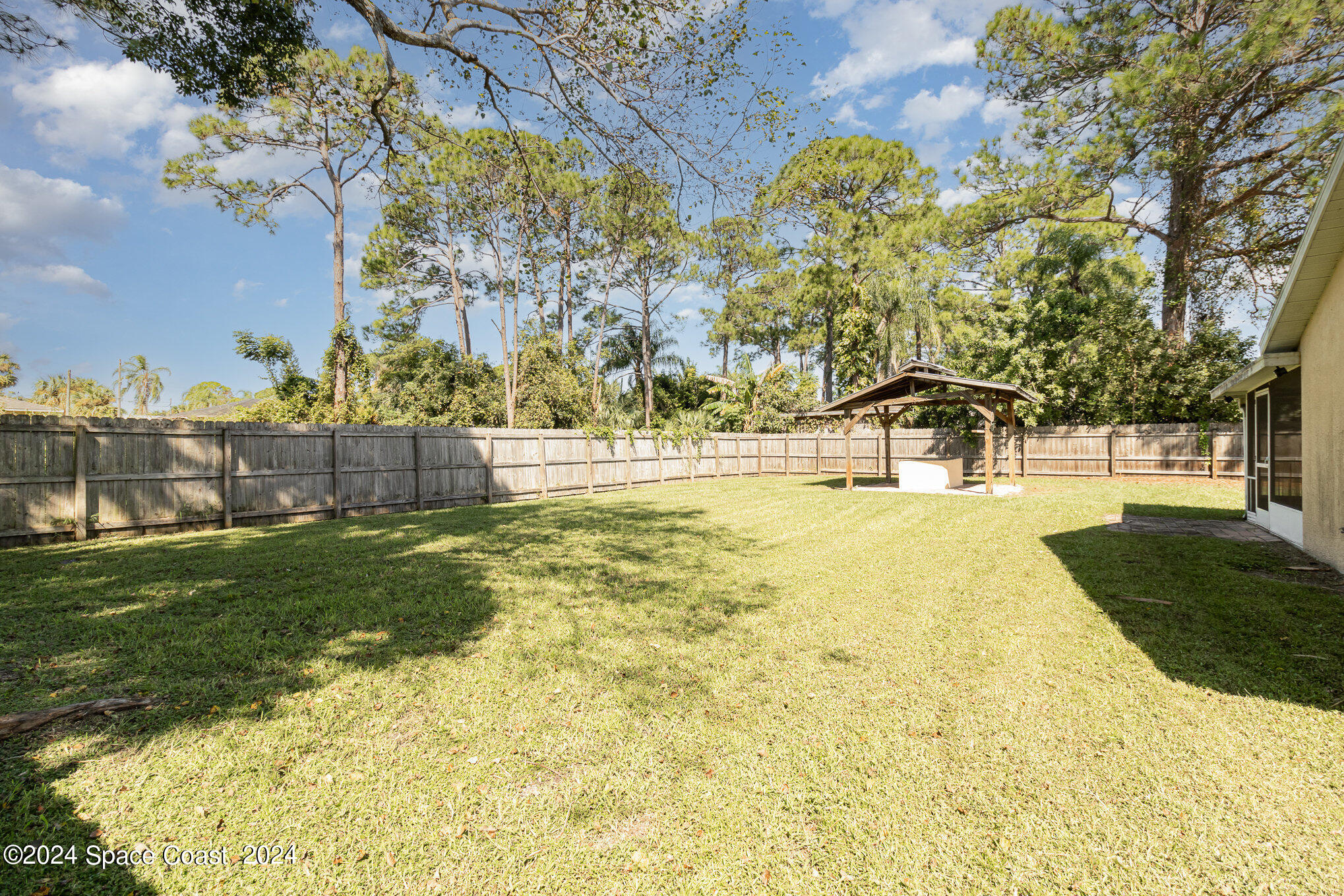 5486 Carrick Road