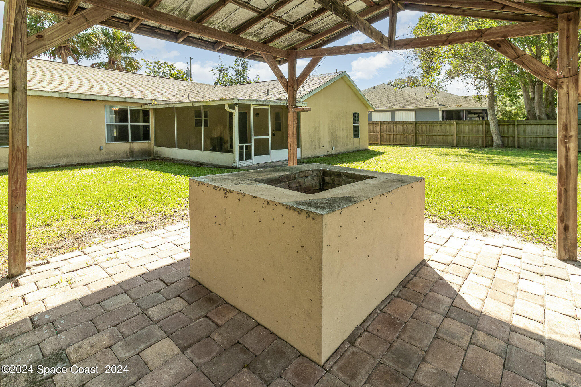 5486 Carrick Road