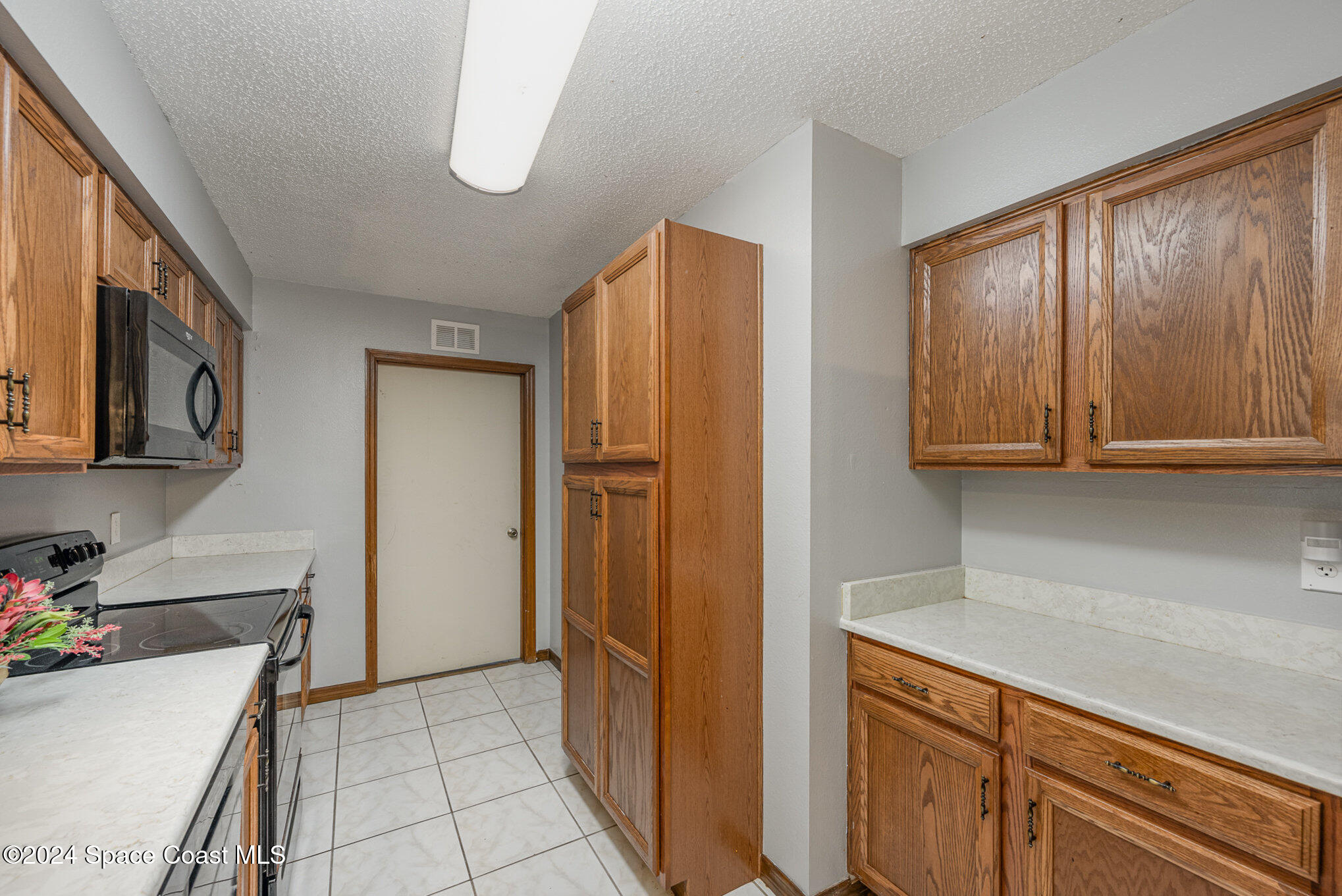 112 Americana Boulevard NW