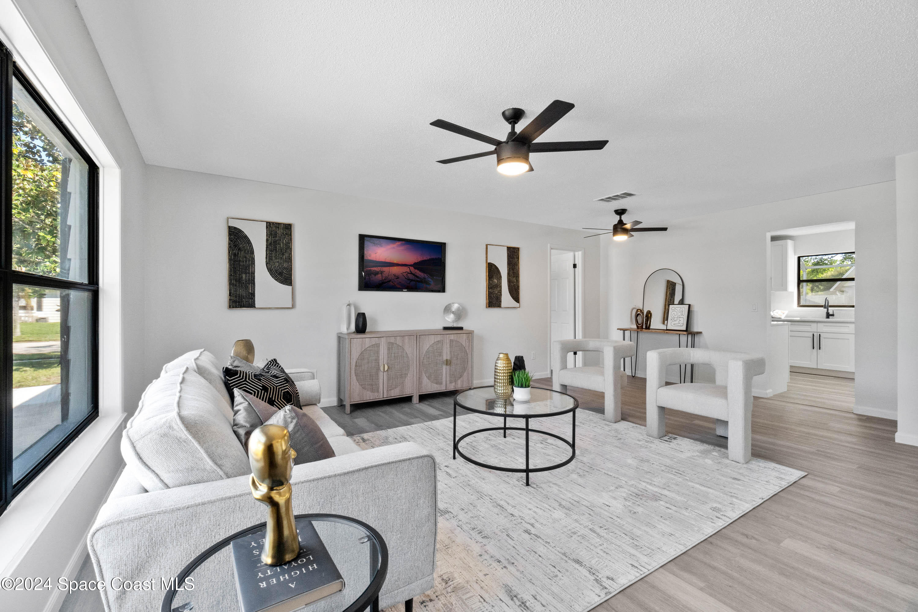 1121 Coronado Drive