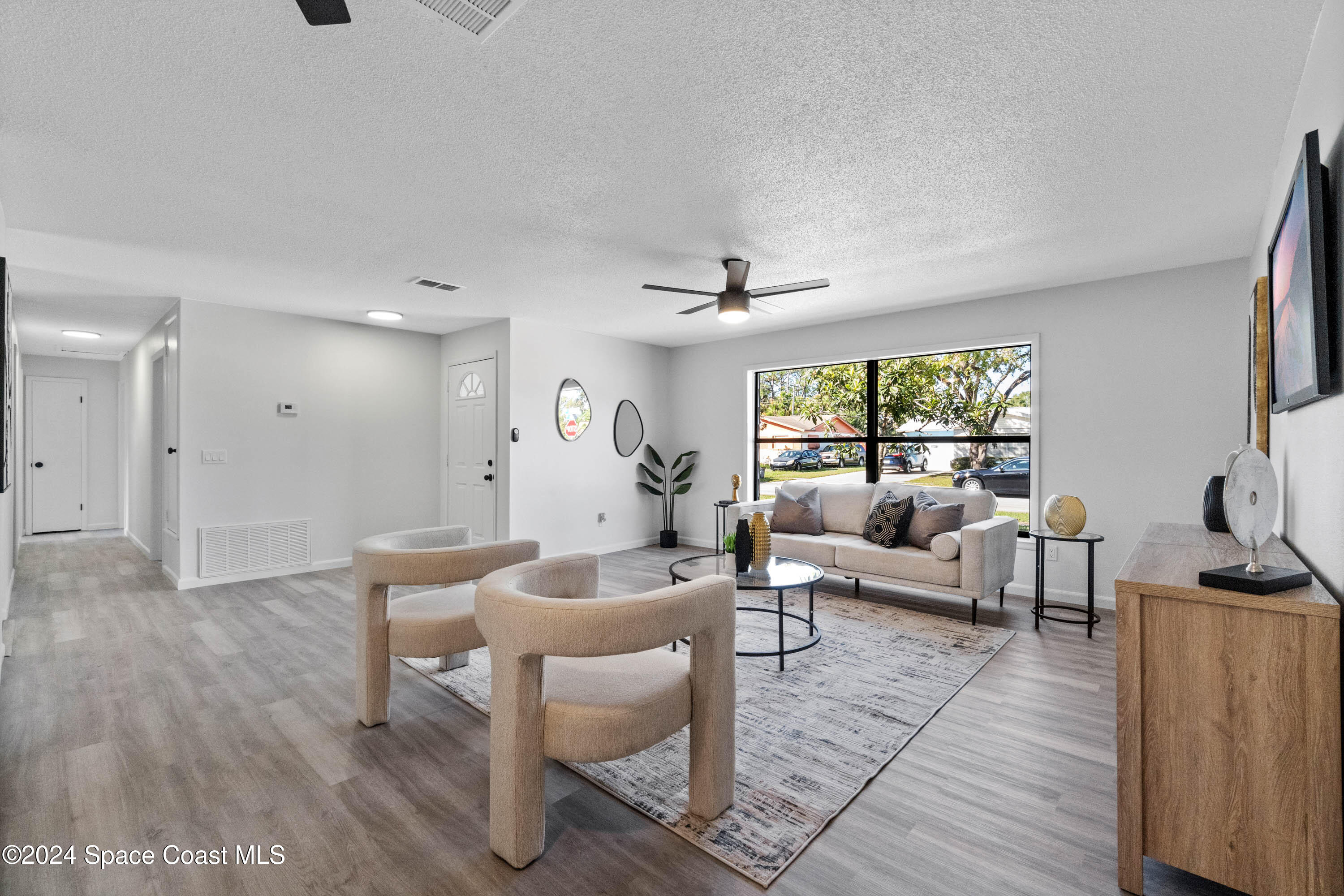 1121 Coronado Drive