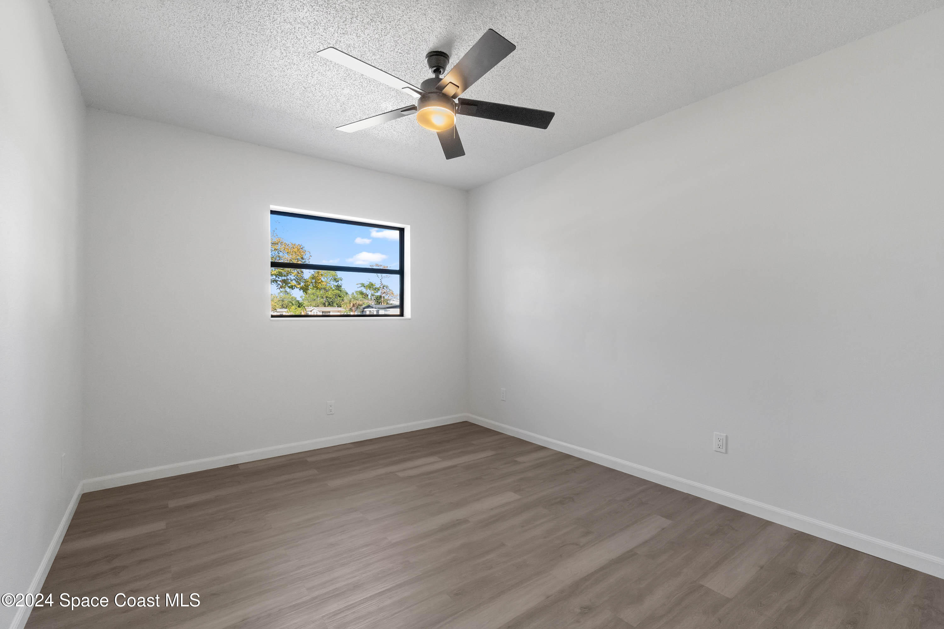 1121 Coronado Drive