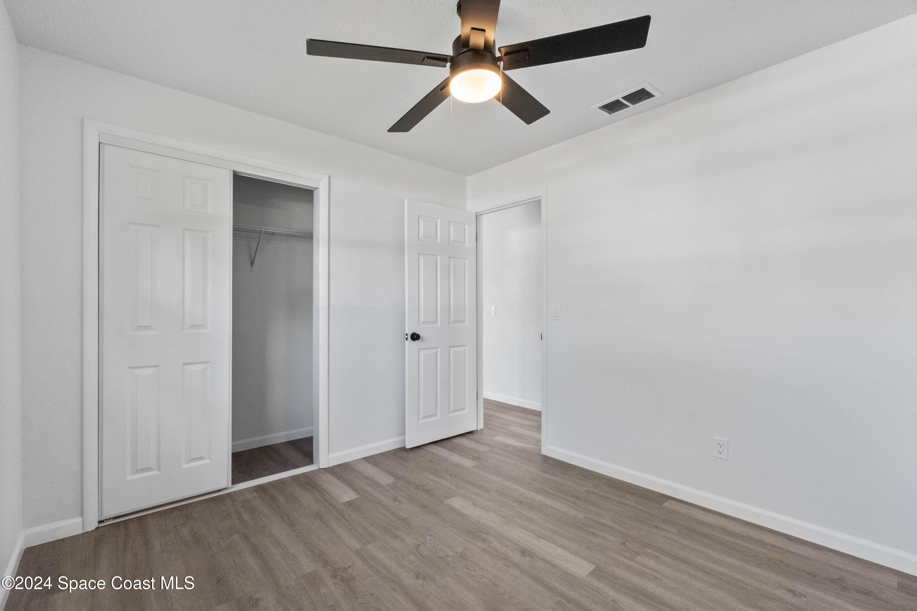 1121 Coronado Drive