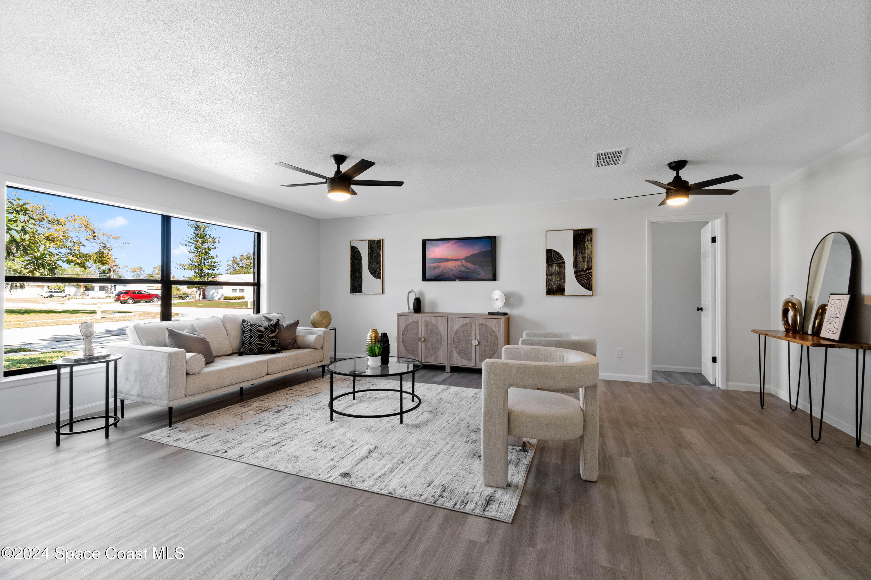 1121 Coronado Drive