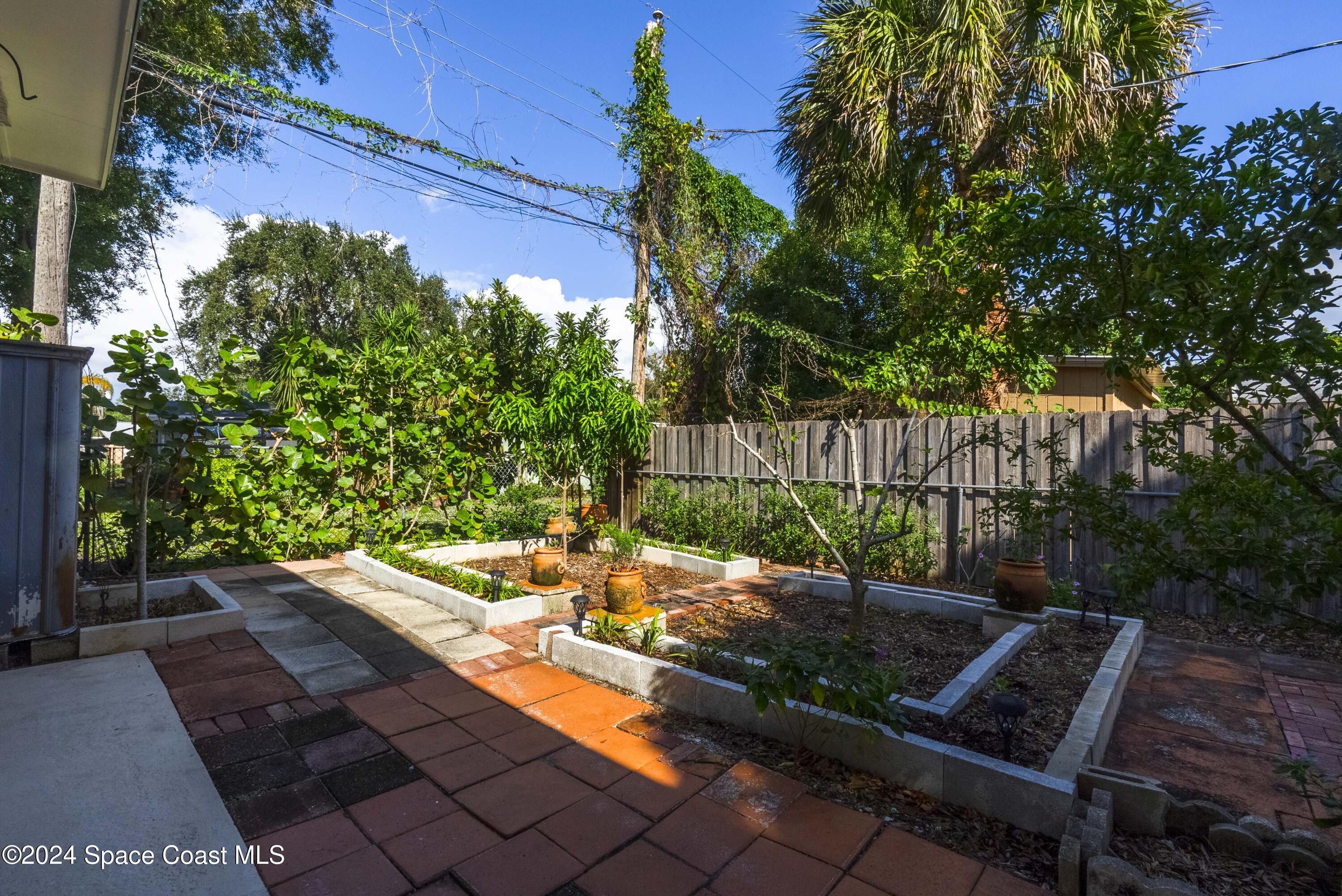 3048 Sunset Lane