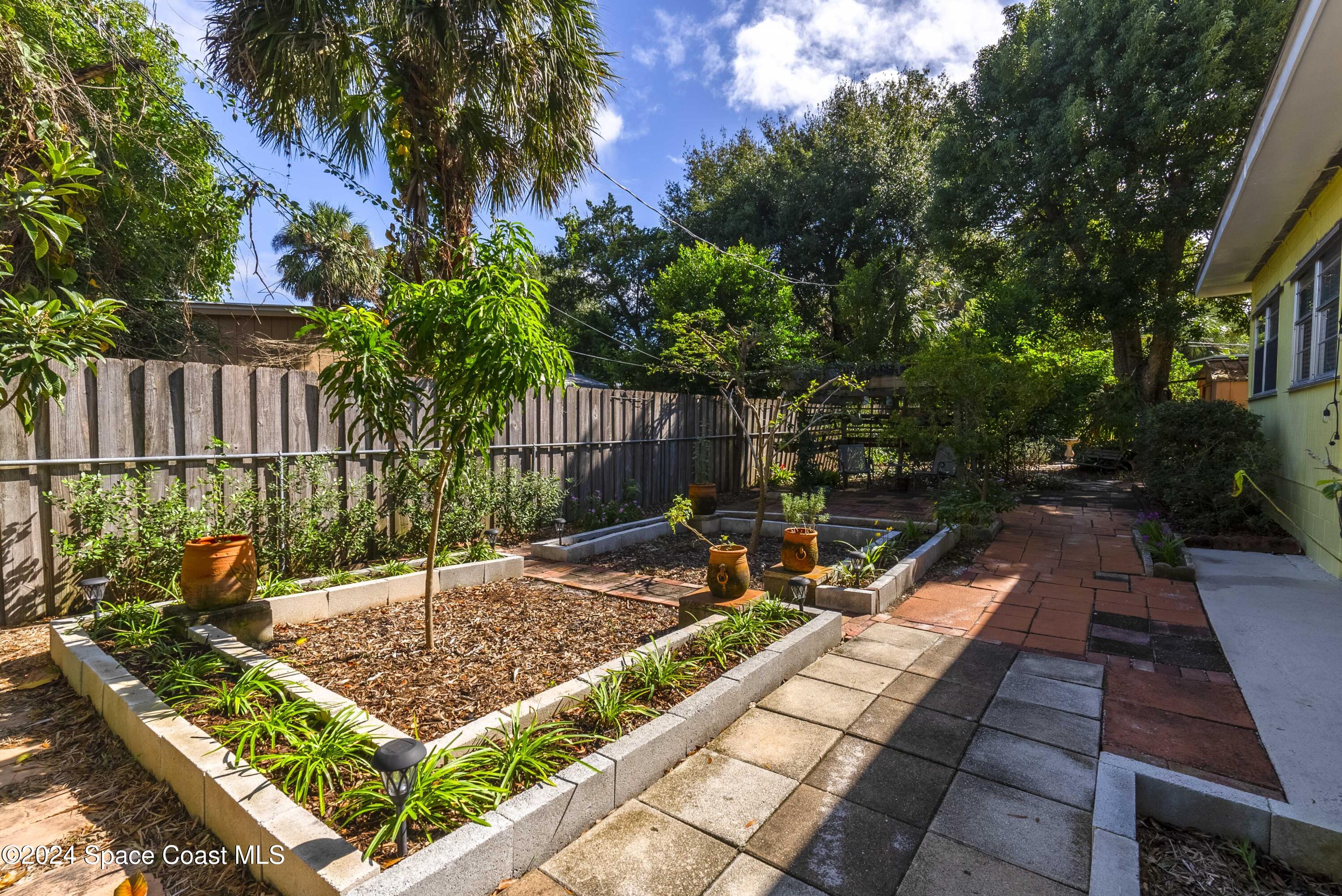 3048 Sunset Lane