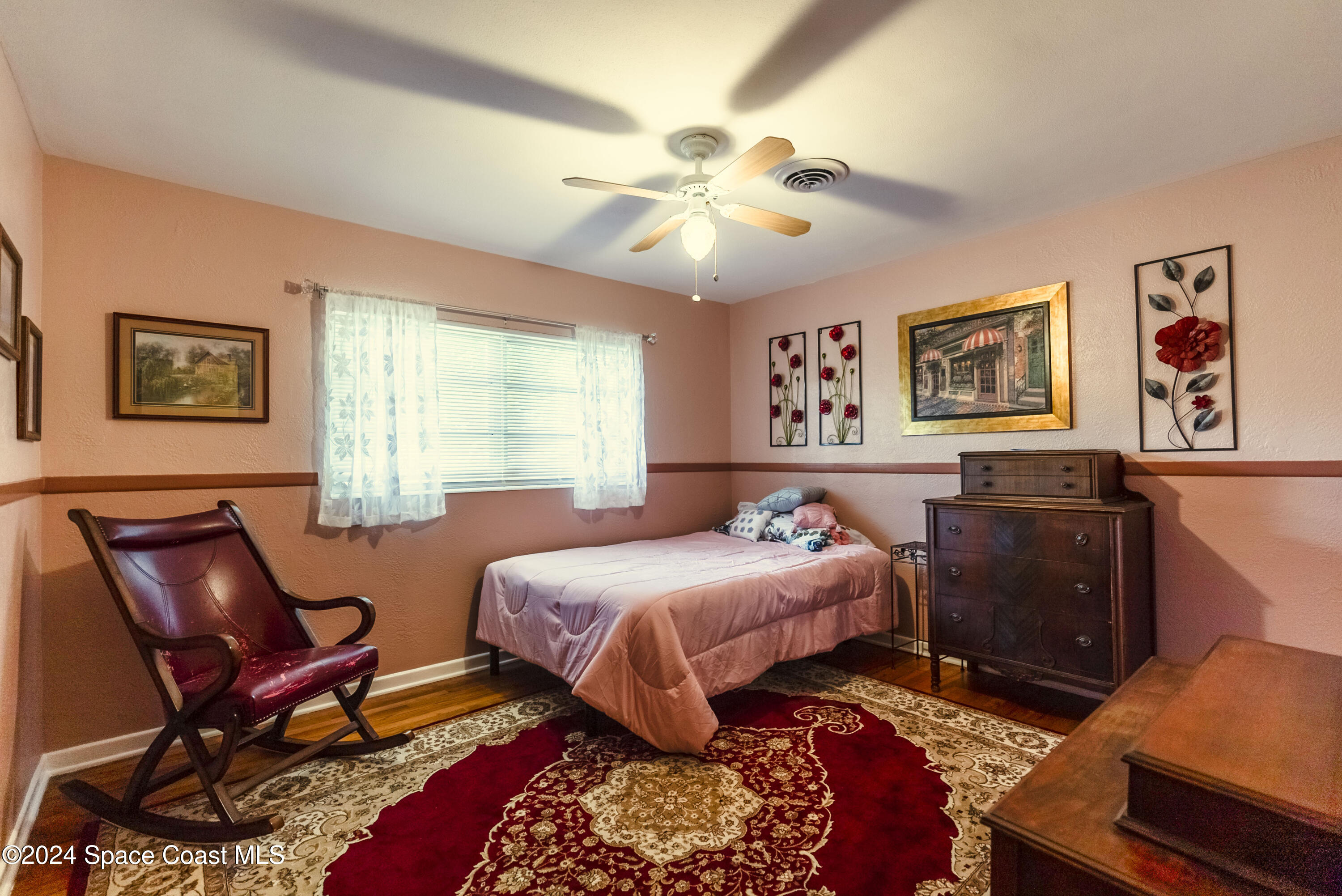 3048 Sunset Lane