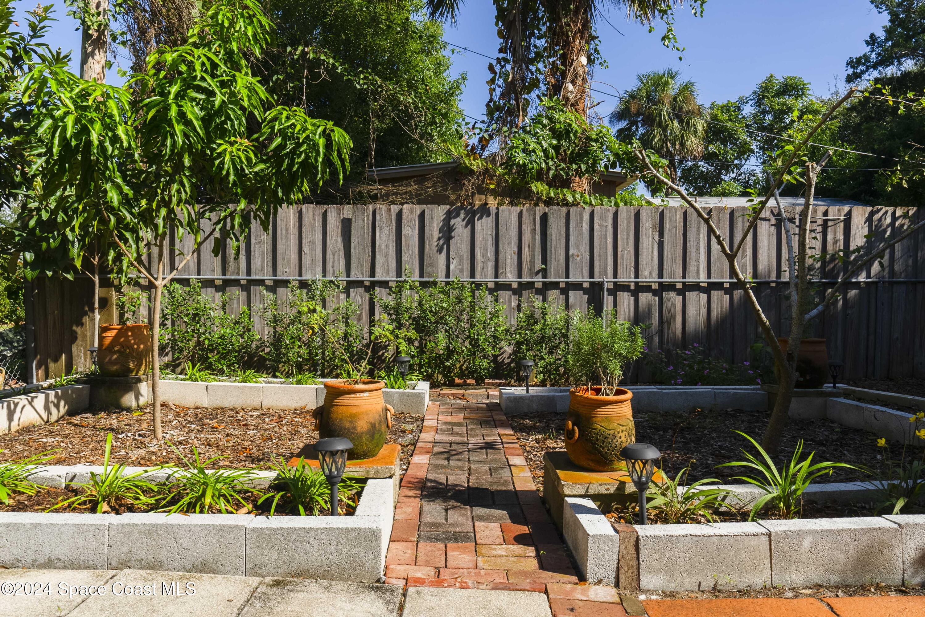 3048 Sunset Lane