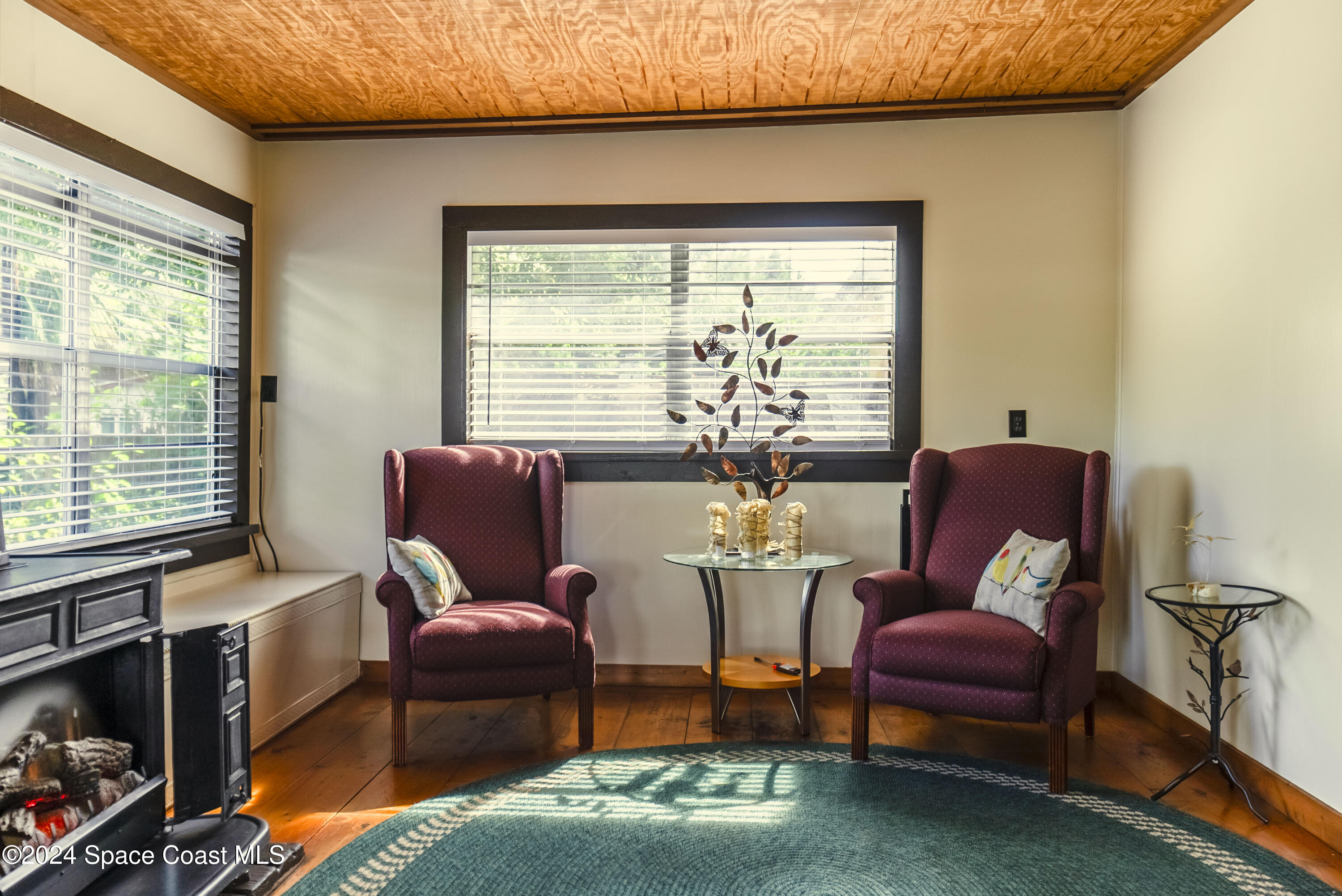 3048 Sunset Lane
