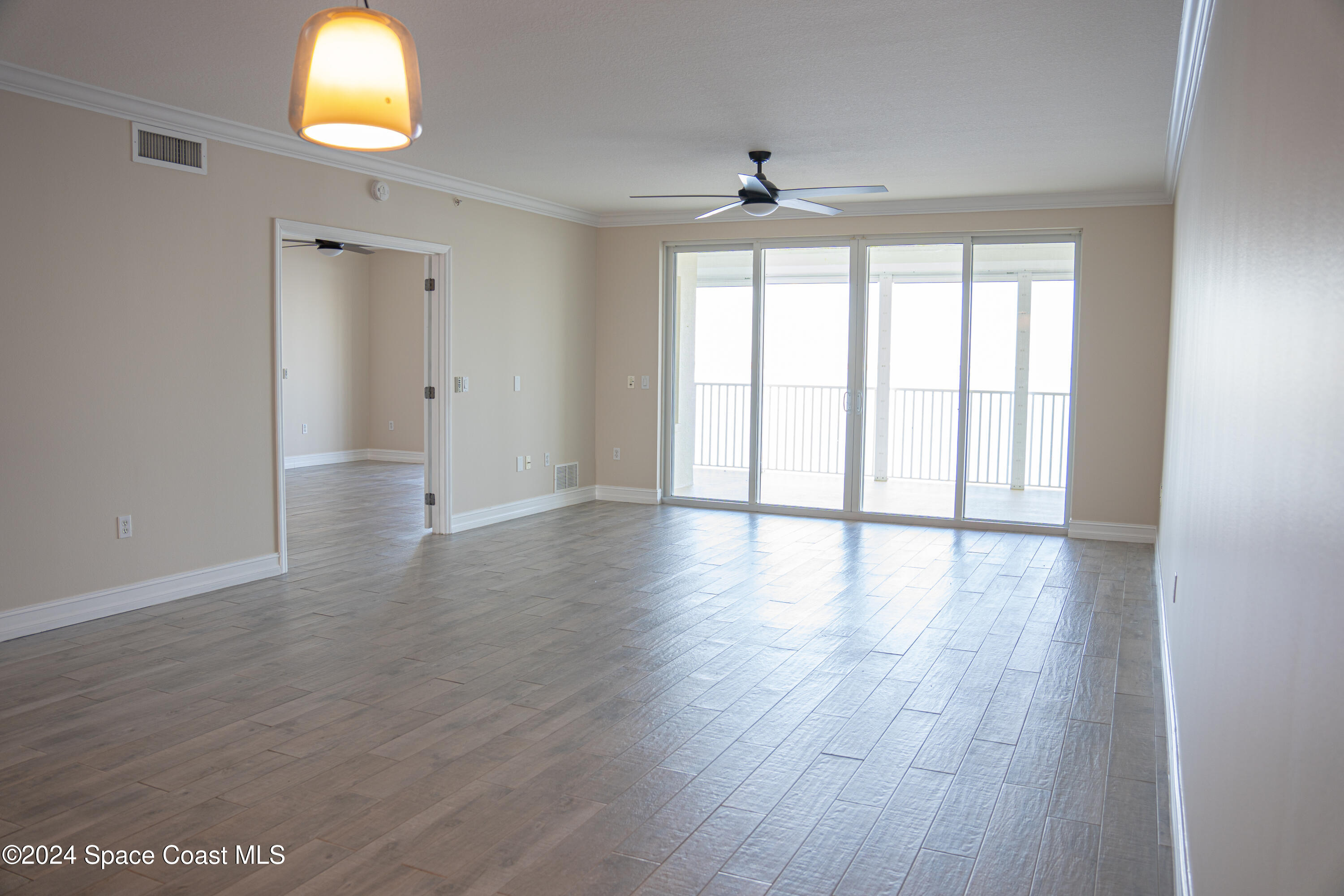 7 Indian River Avenue 905