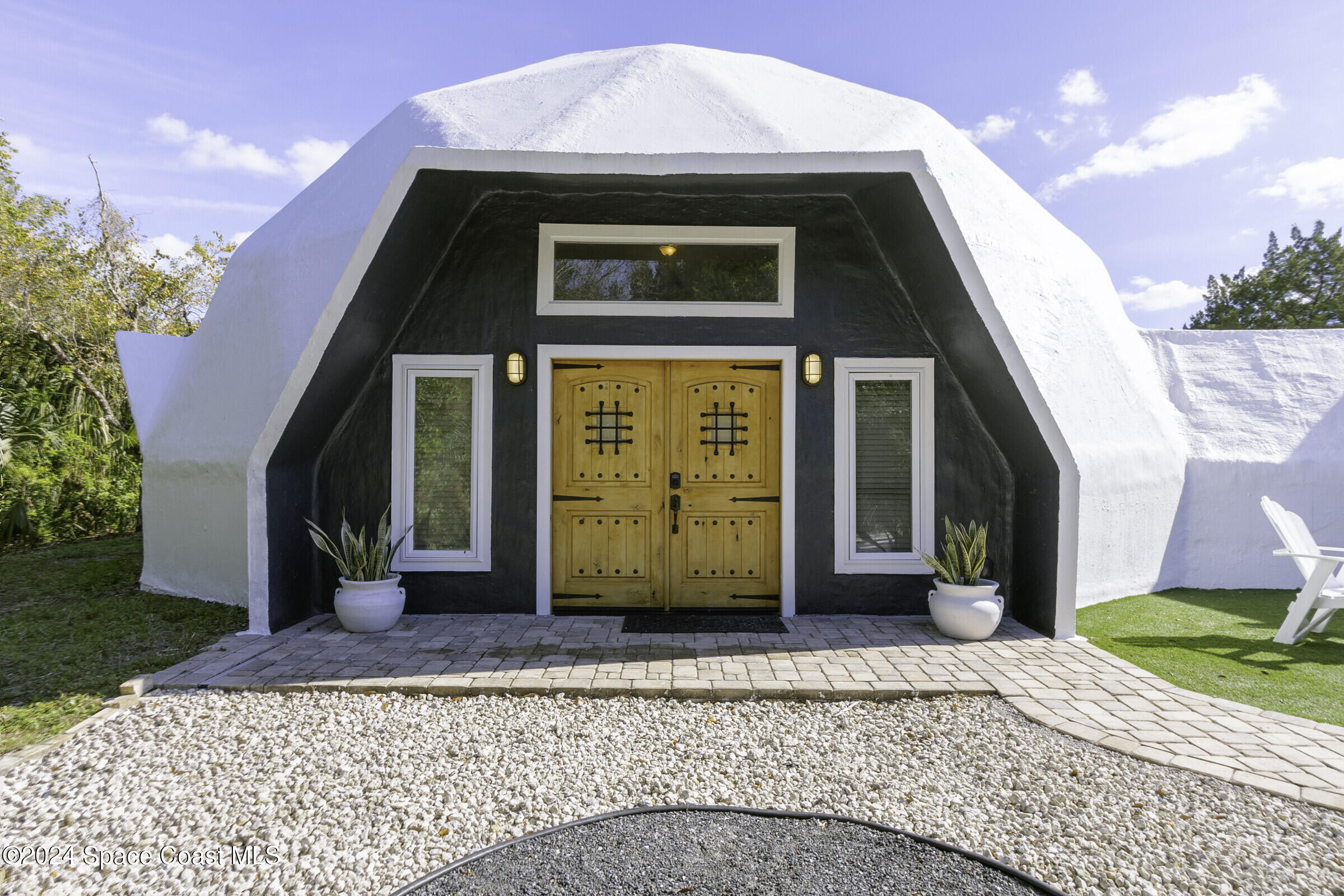 4045 Jake Avenue
