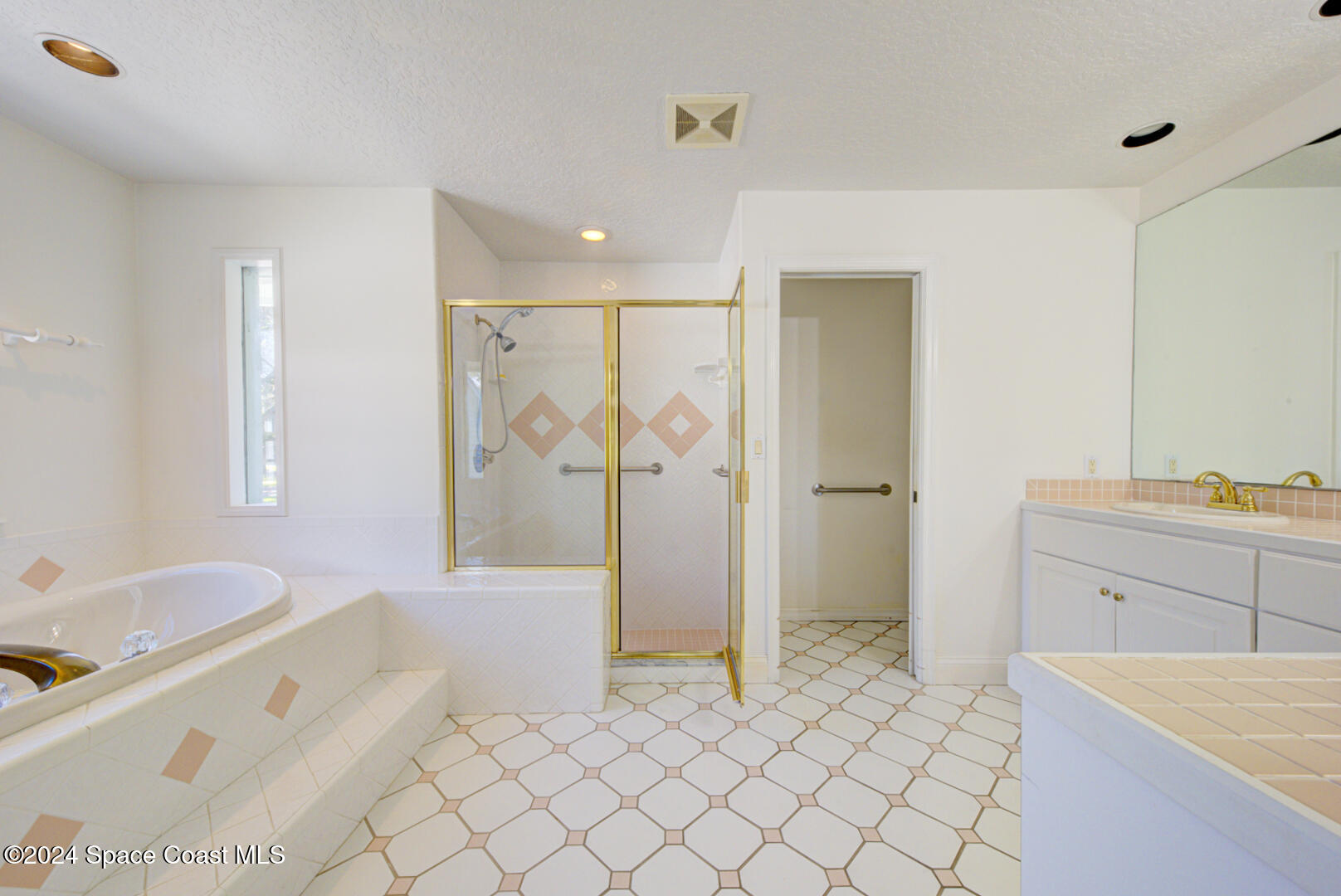 4050 Quail Path Road