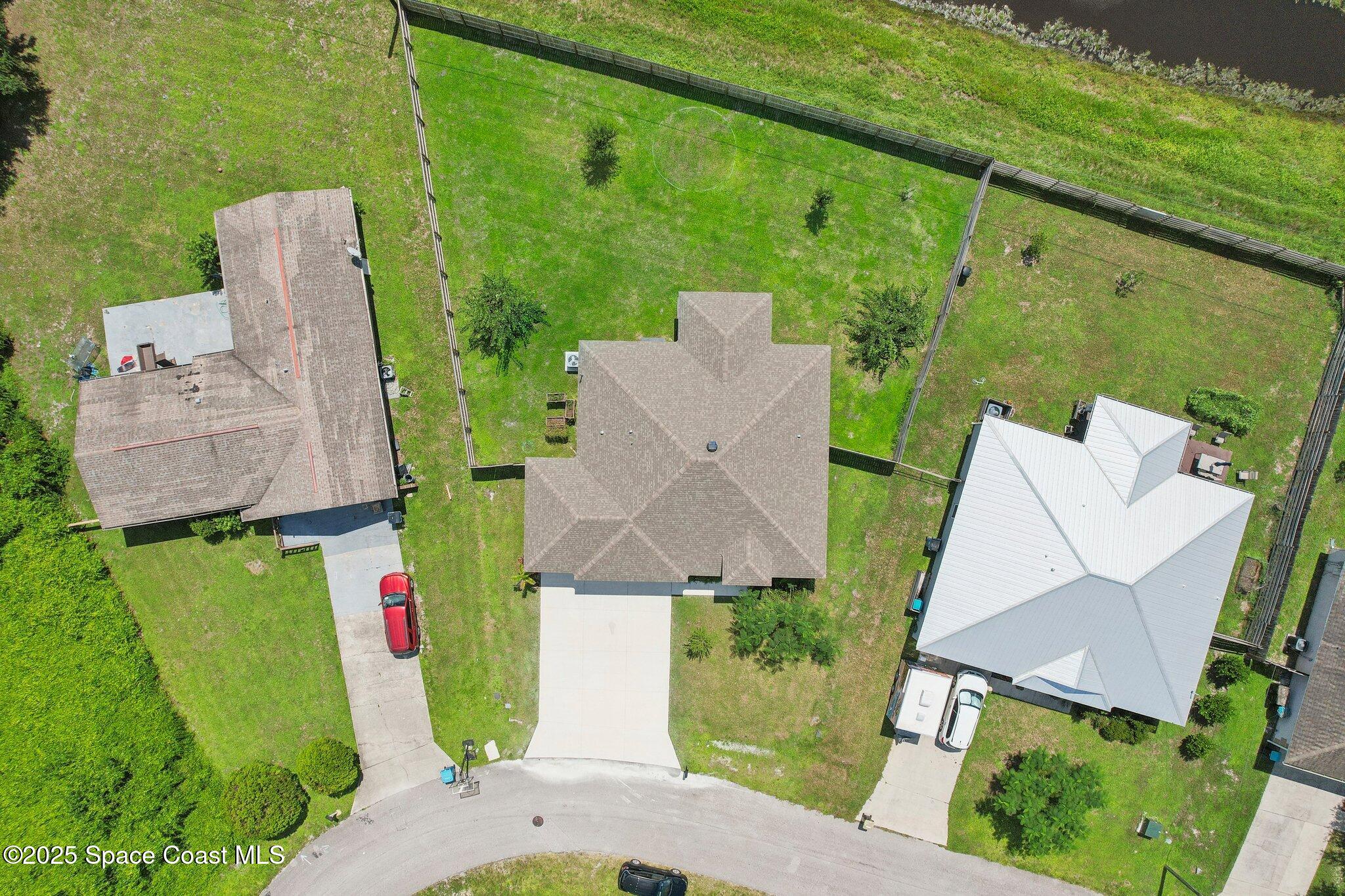 884 Lilac Street SE