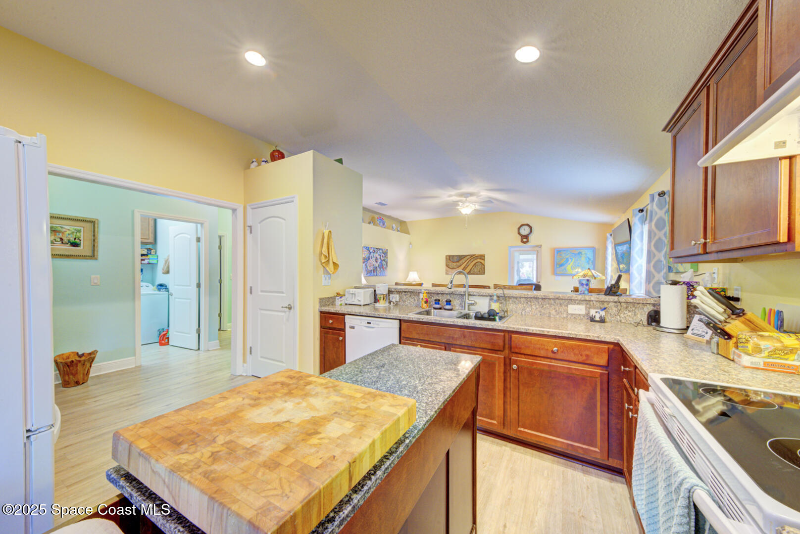 987 Mason Drive