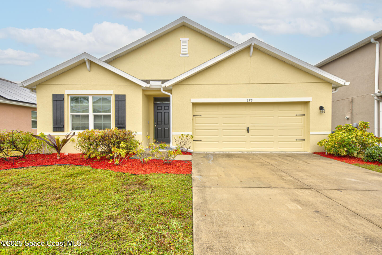 279 Forest Trace Circle