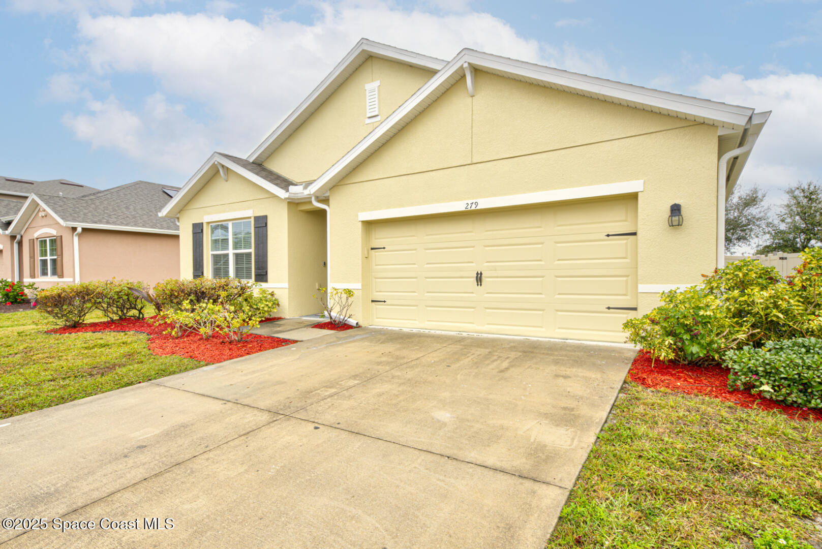 279 Forest Trace Circle