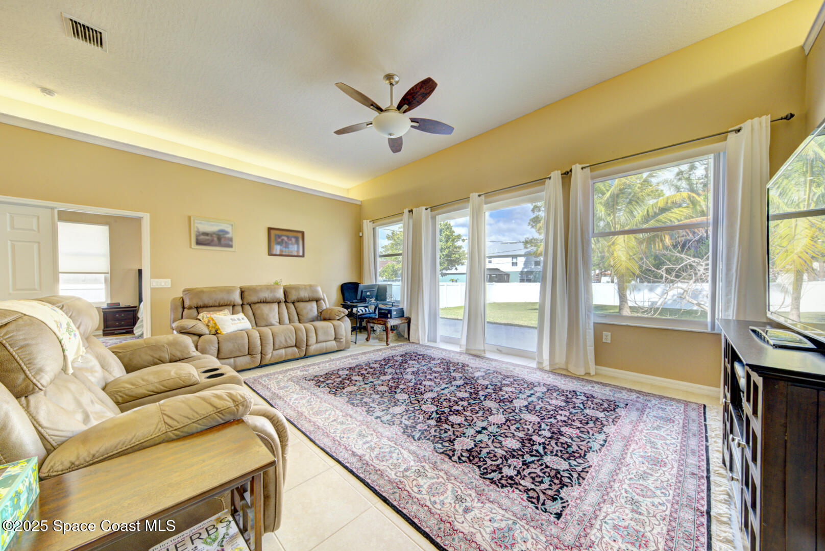 561 Tuttle Court SE