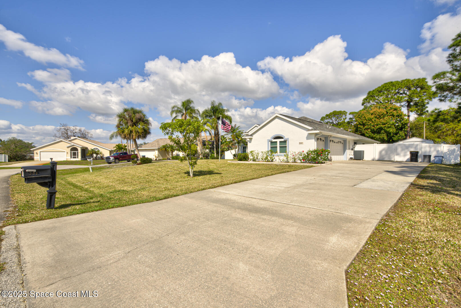 561 Tuttle Court SE