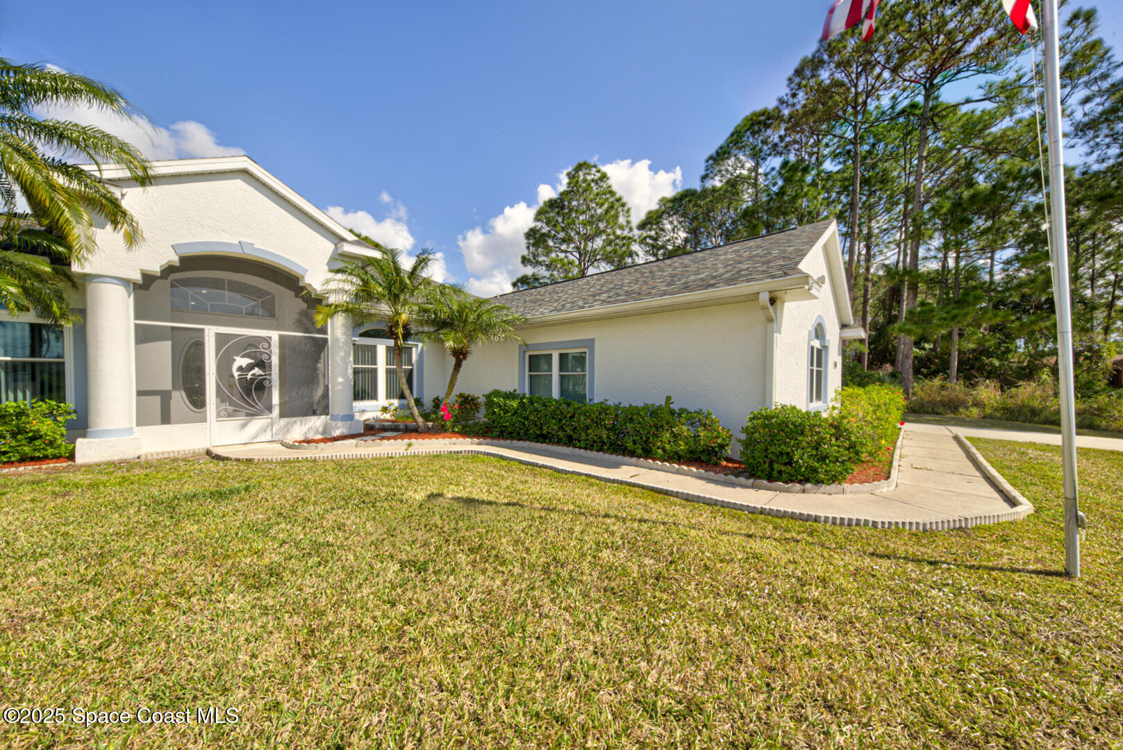 561 Tuttle Court SE