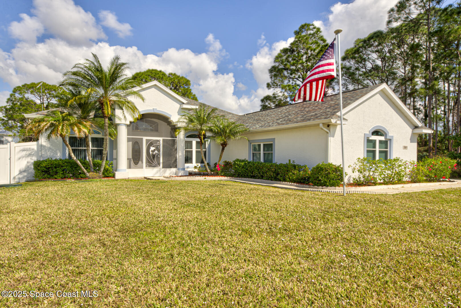 561 Tuttle Court SE