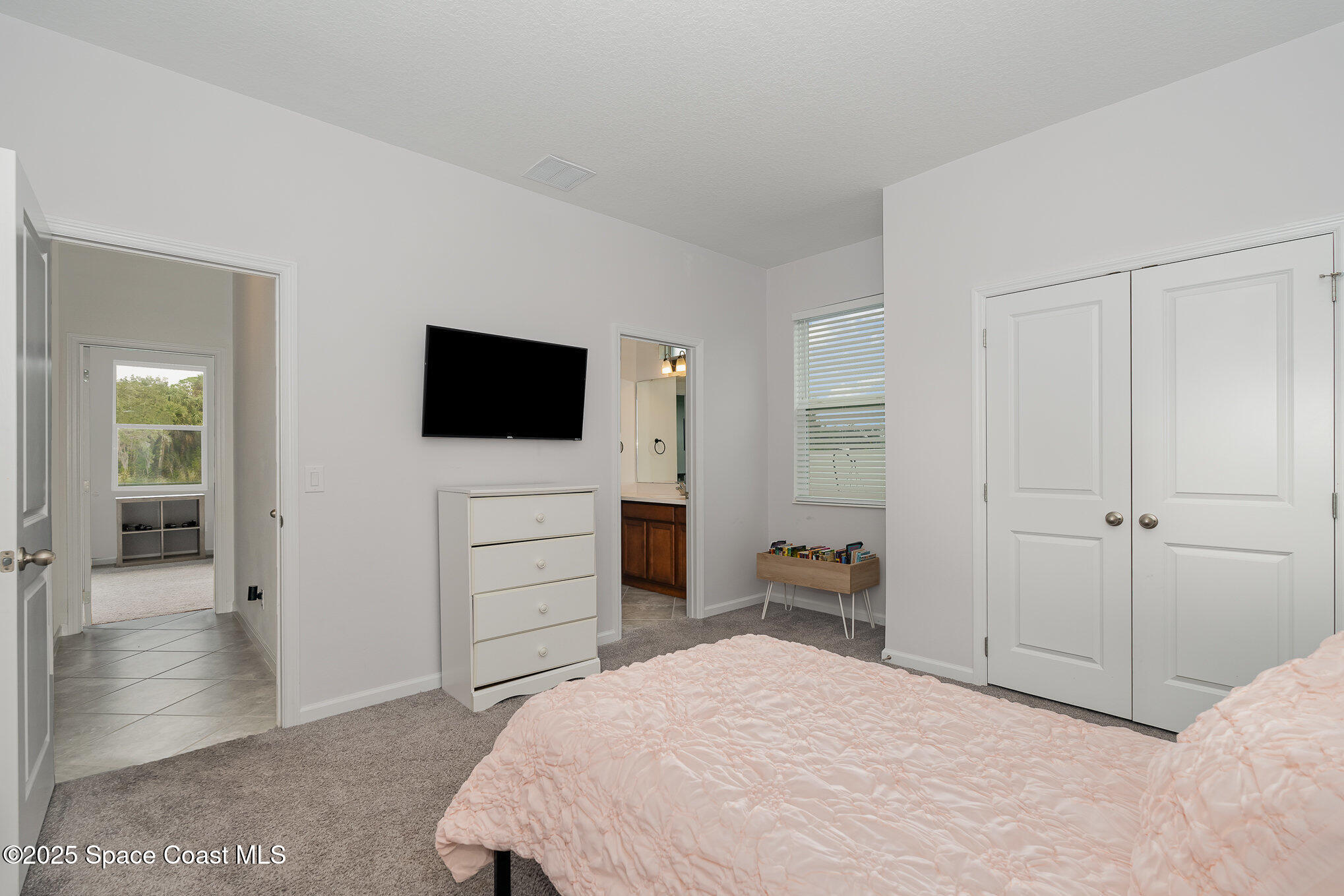 284 Loymer Circle