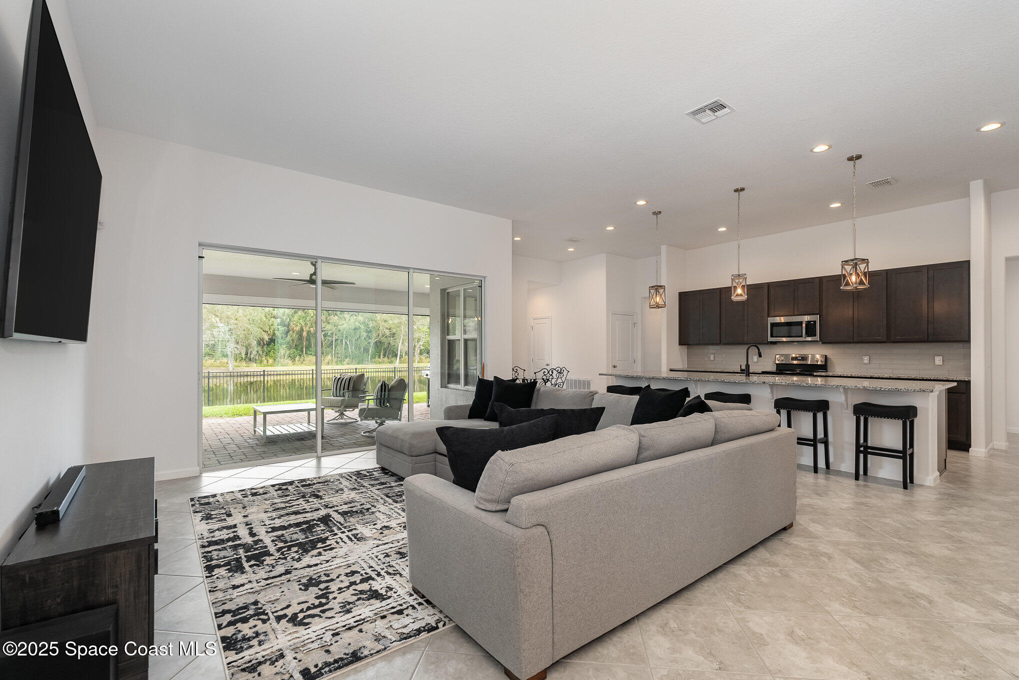 284 Loymer Circle
