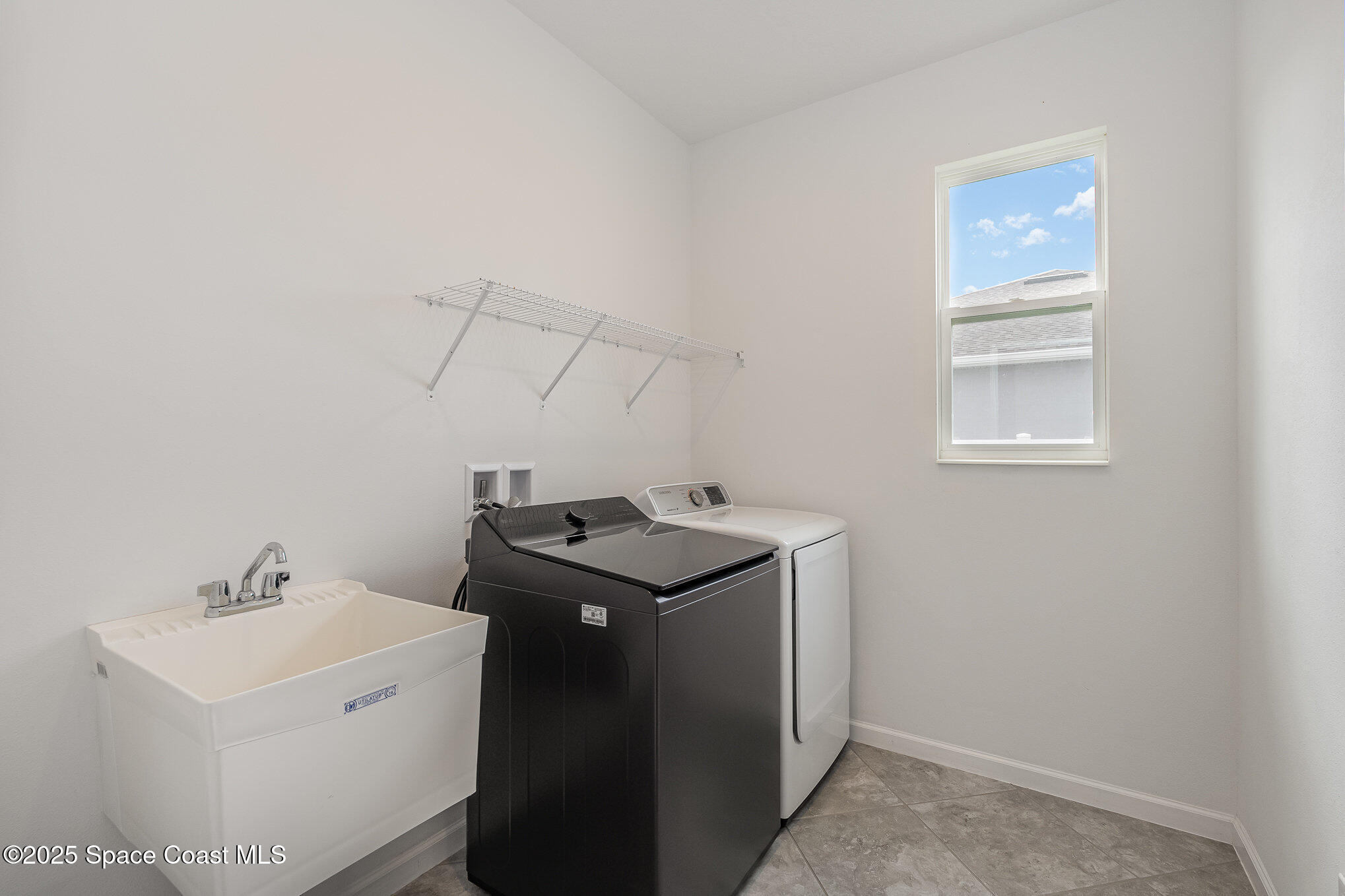 284 Loymer Circle
