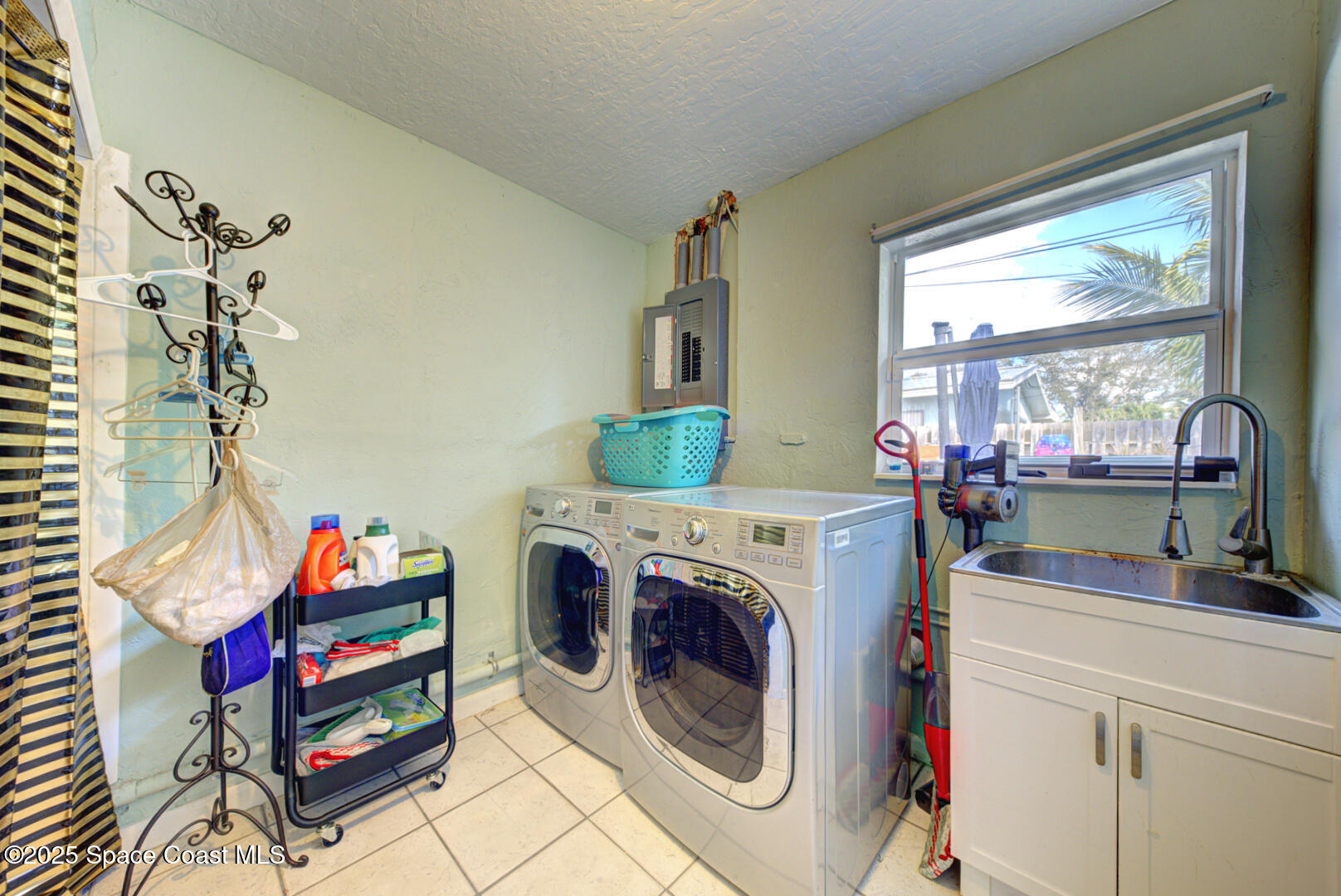 222 Timpoochee Drive