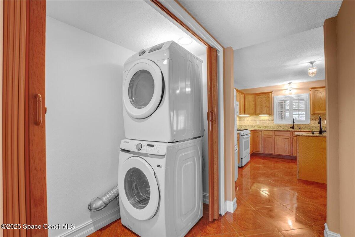 1209 Macon Drive