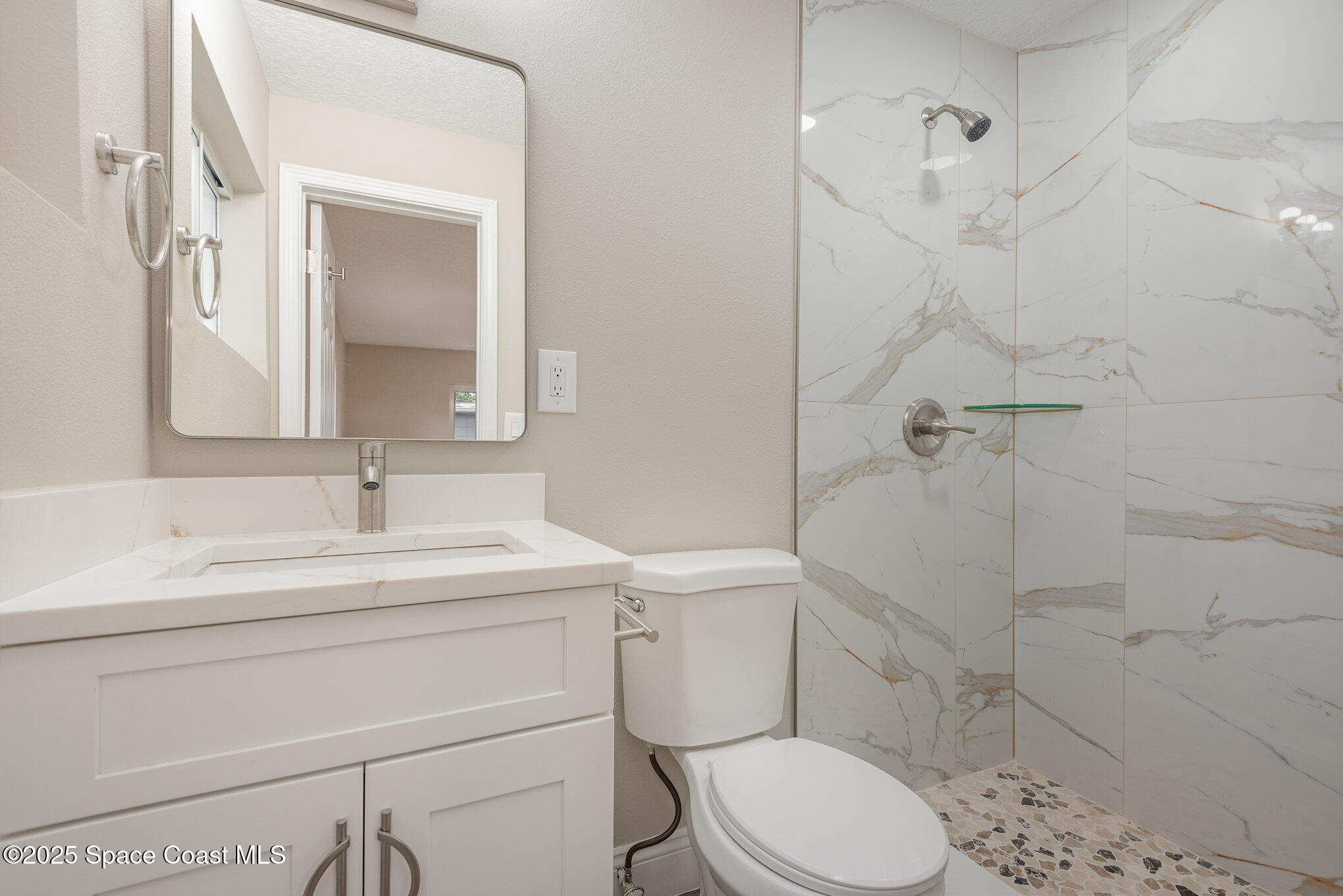 1625 Country Lane