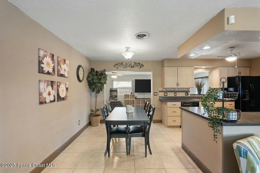 992 Cardon Drive