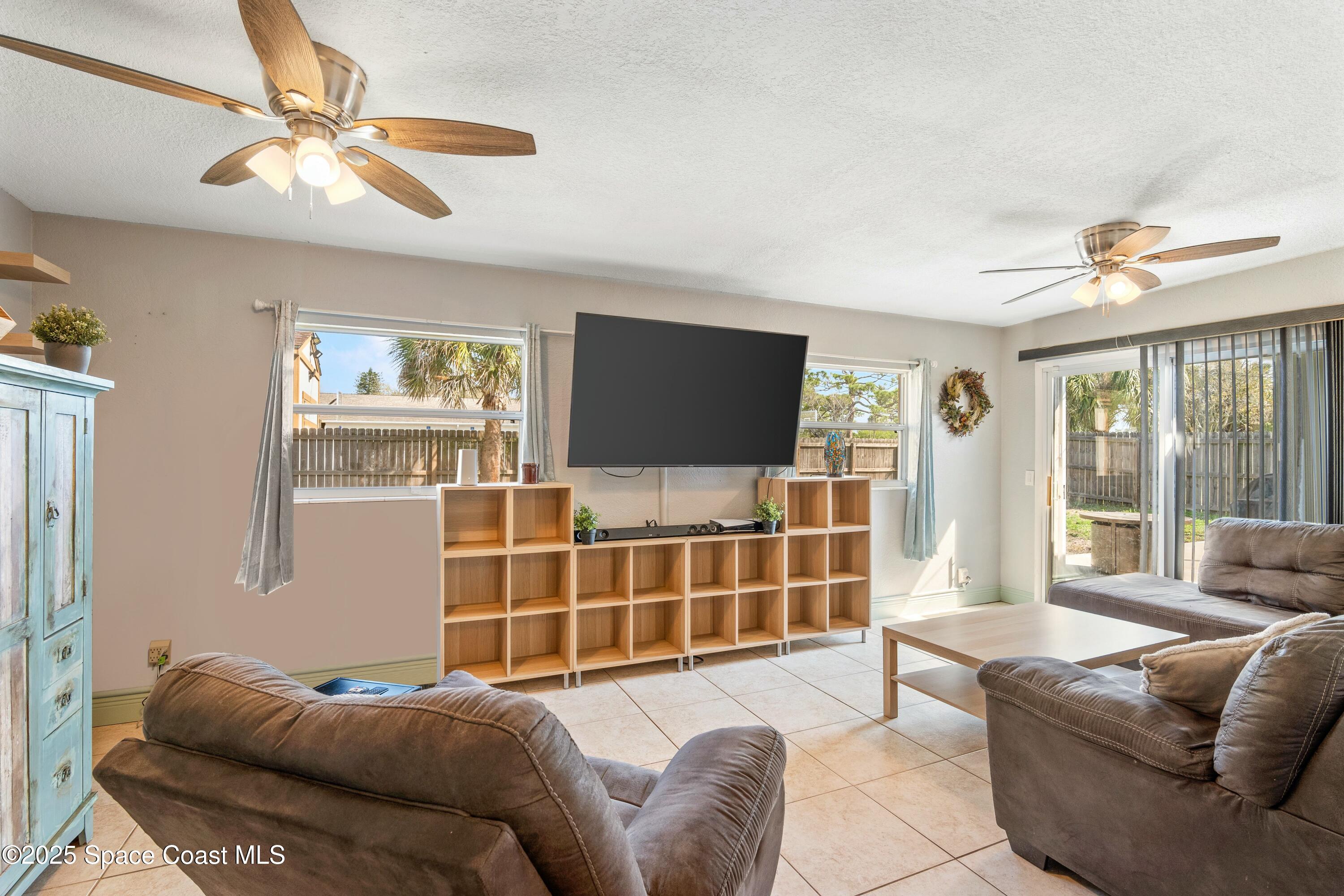 992 Cardon Drive