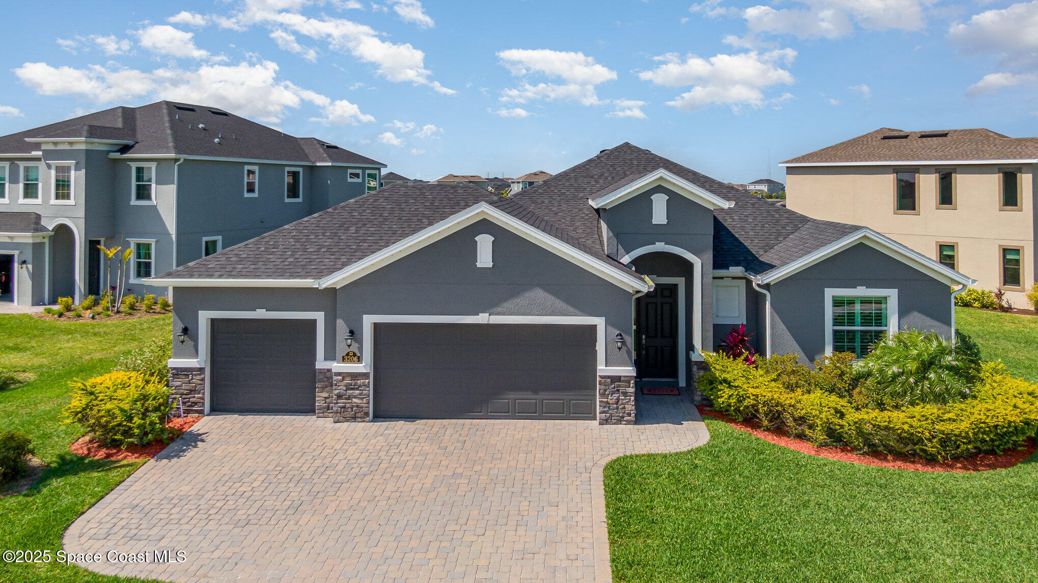 3206 Becorden Way