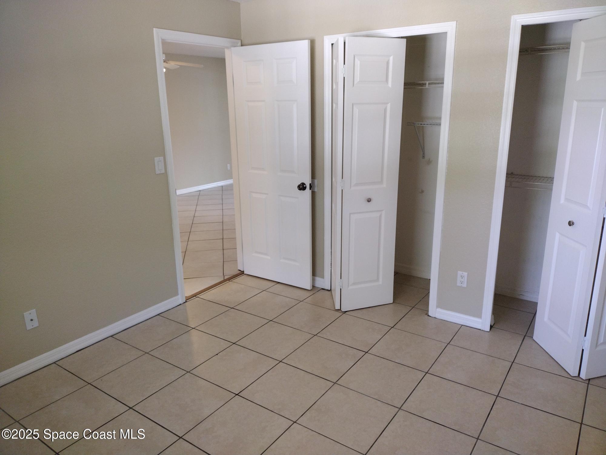2965 Sir Hamilton Circle