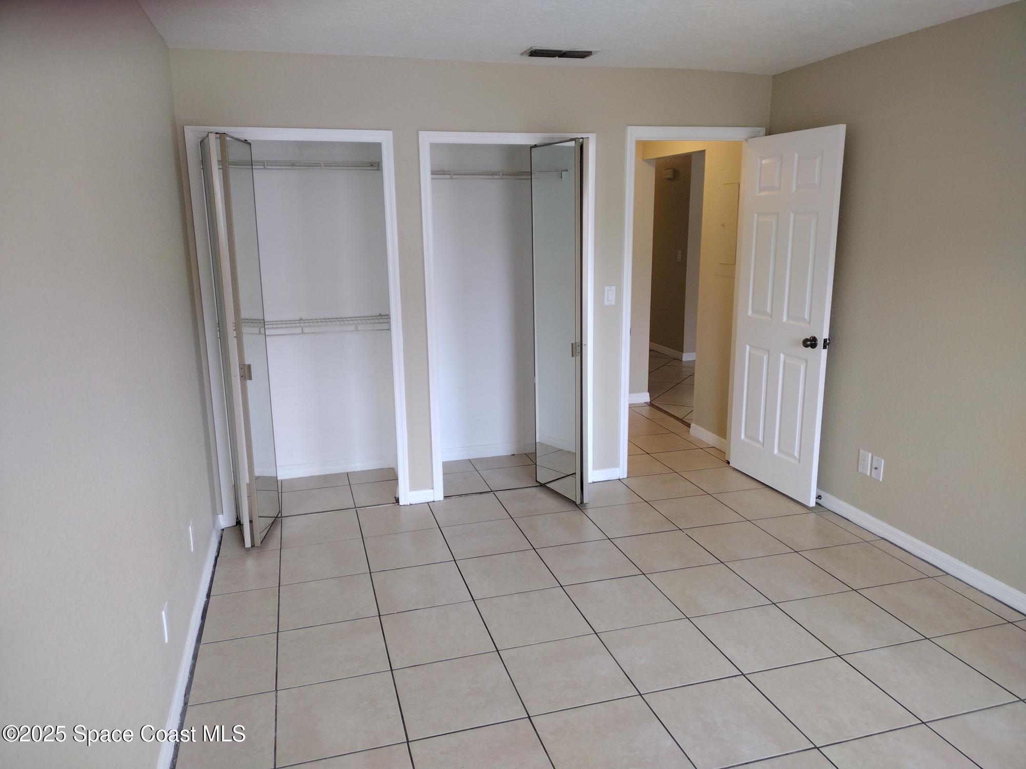 2965 Sir Hamilton Circle