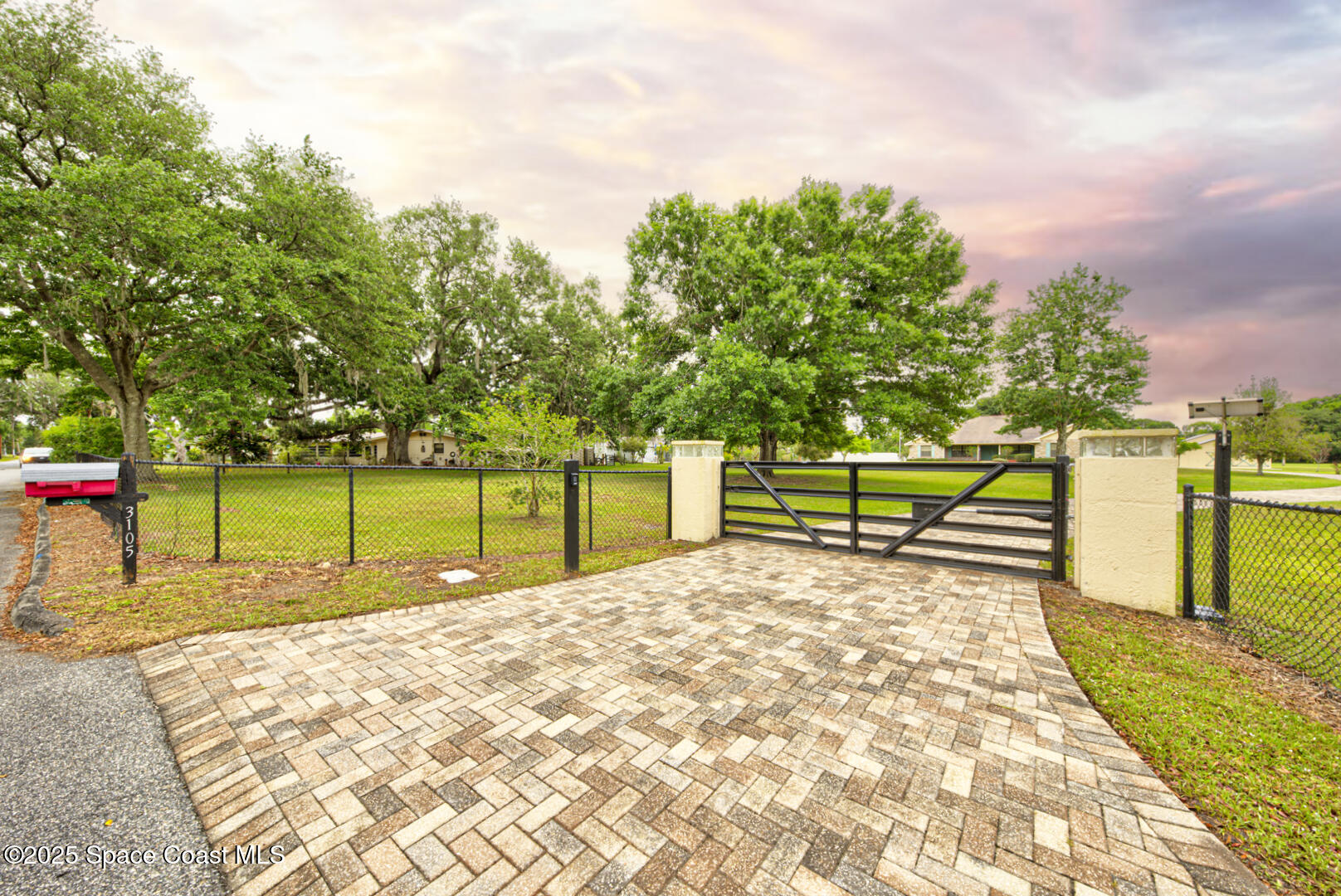 3105 Diamond Road