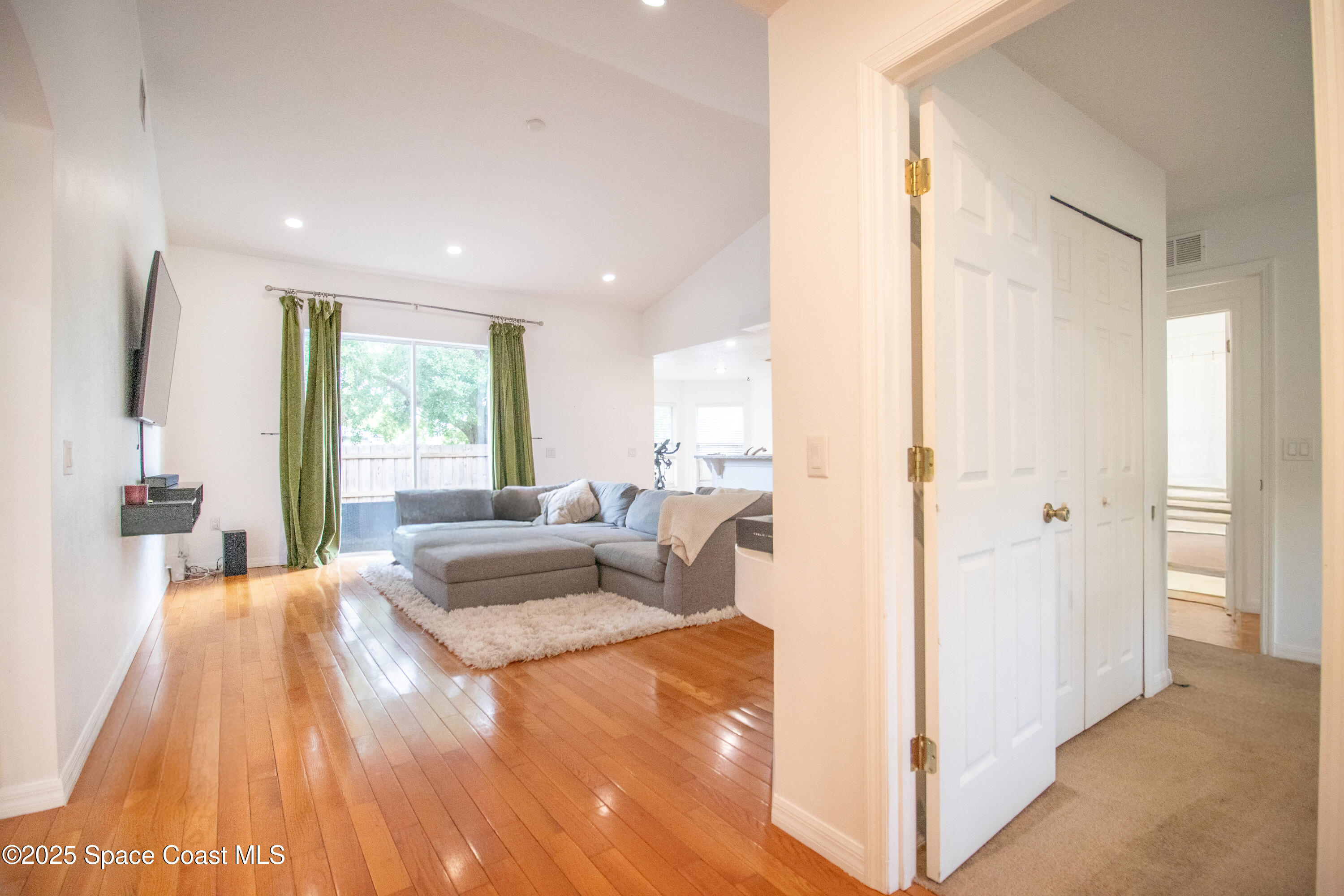 4046 David Drive