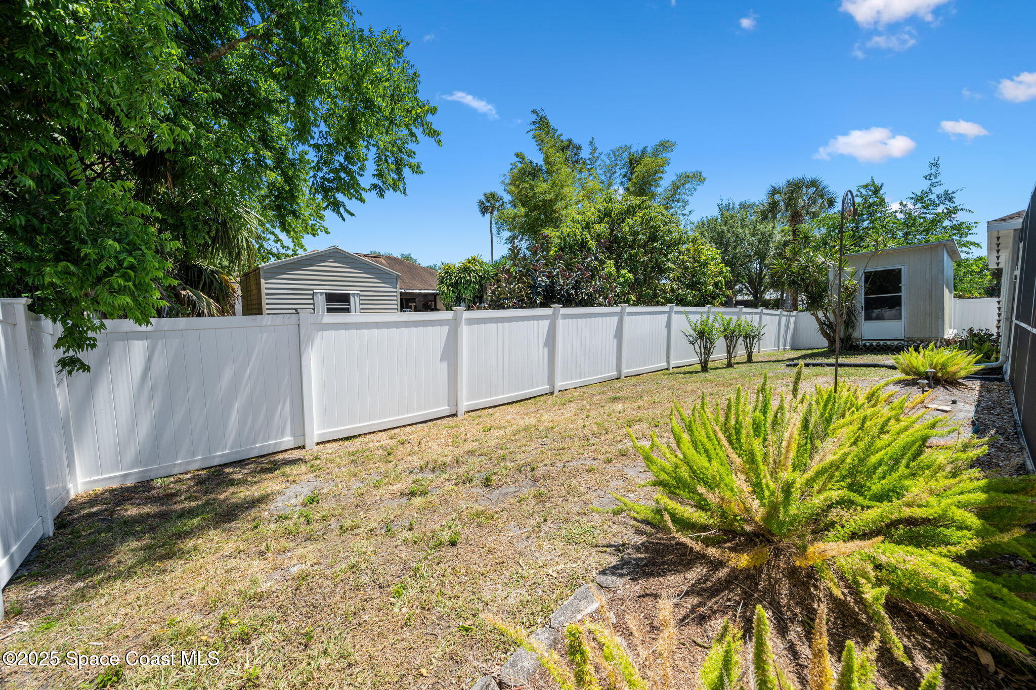 6519 Bamboo Avenue