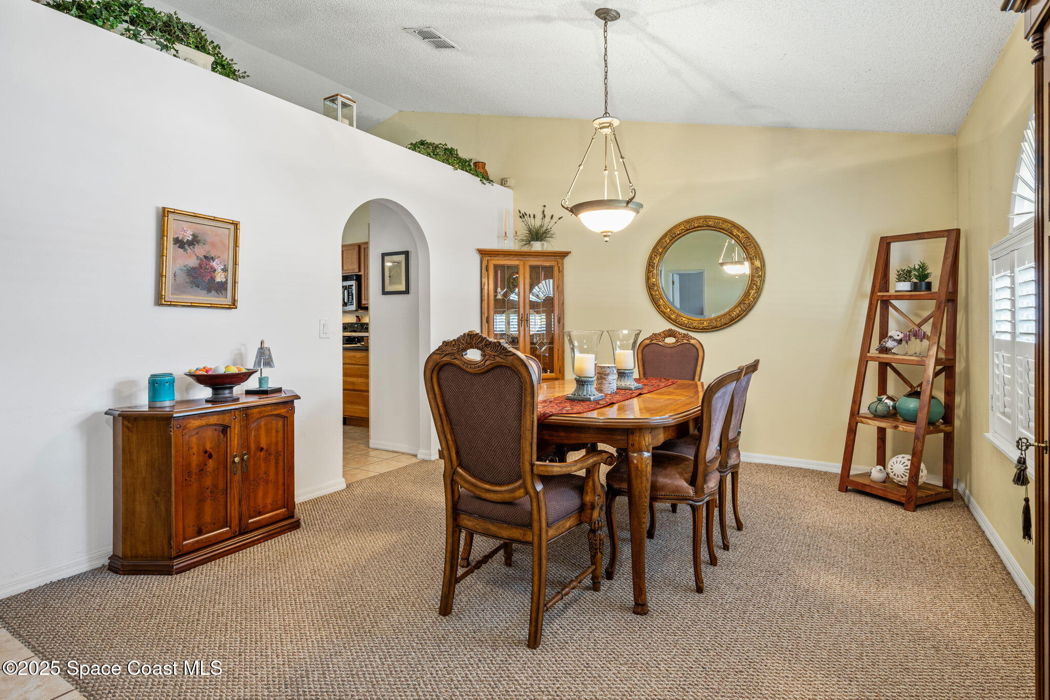 6519 Bamboo Avenue