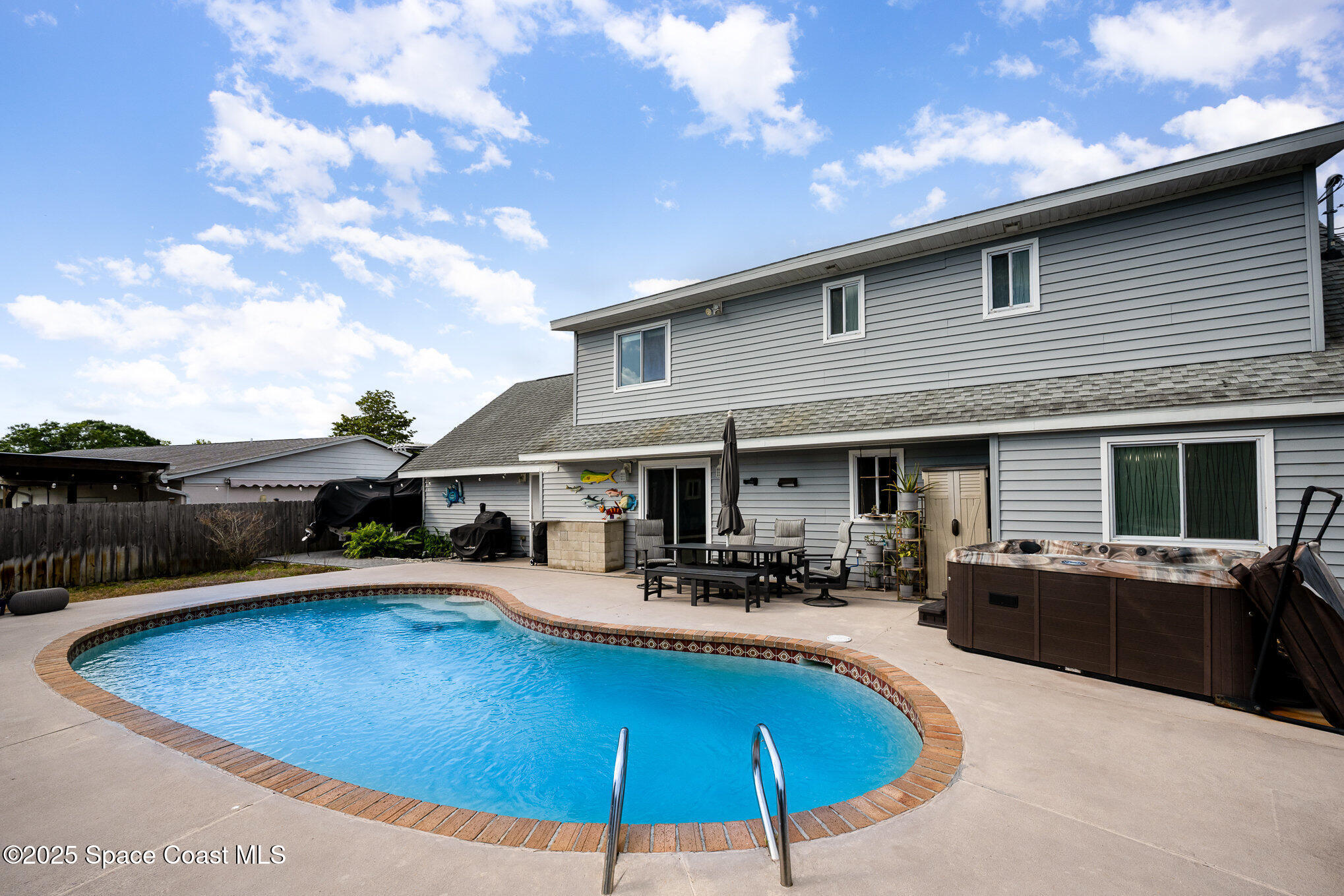 661 Altura Drive