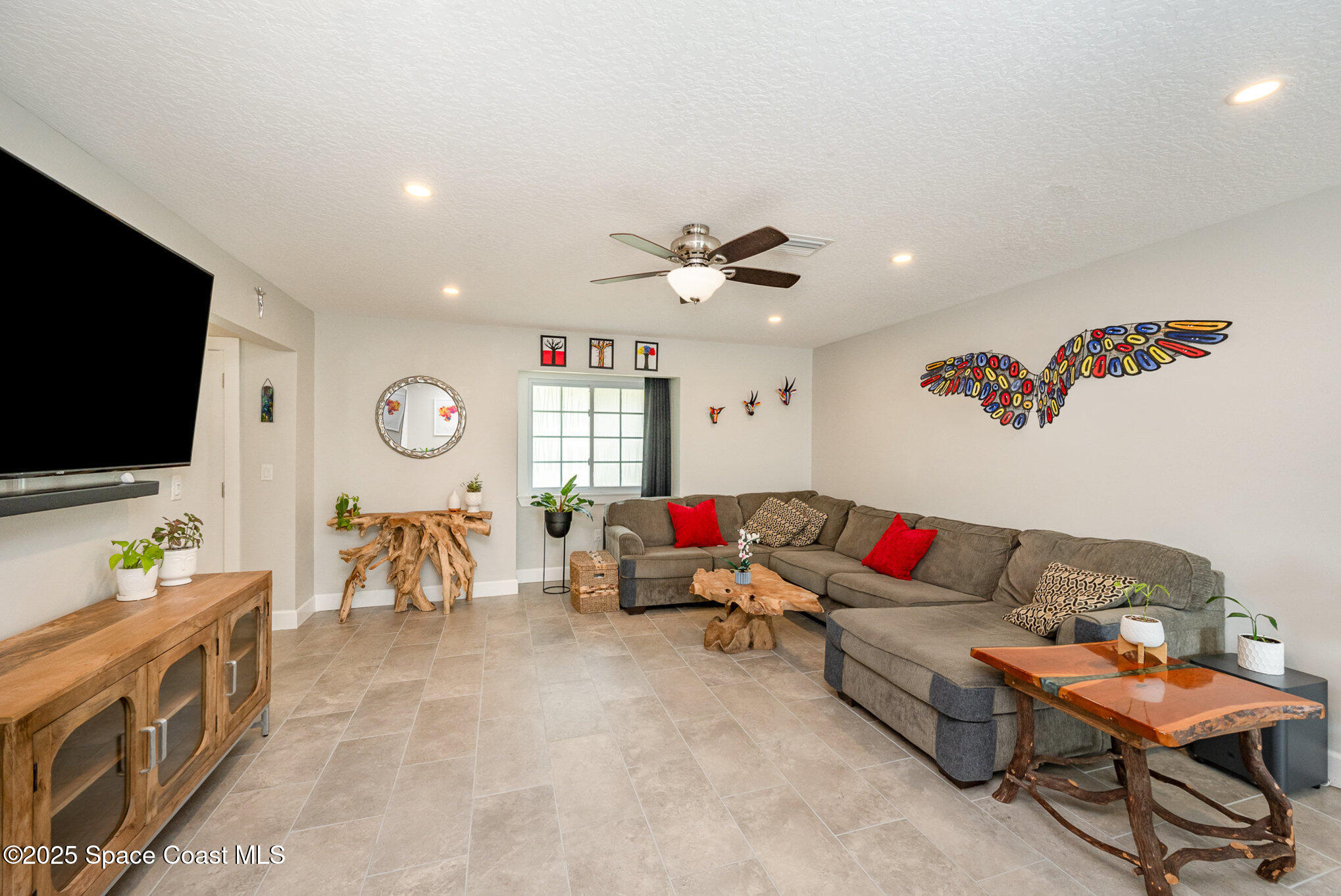 661 Altura Drive