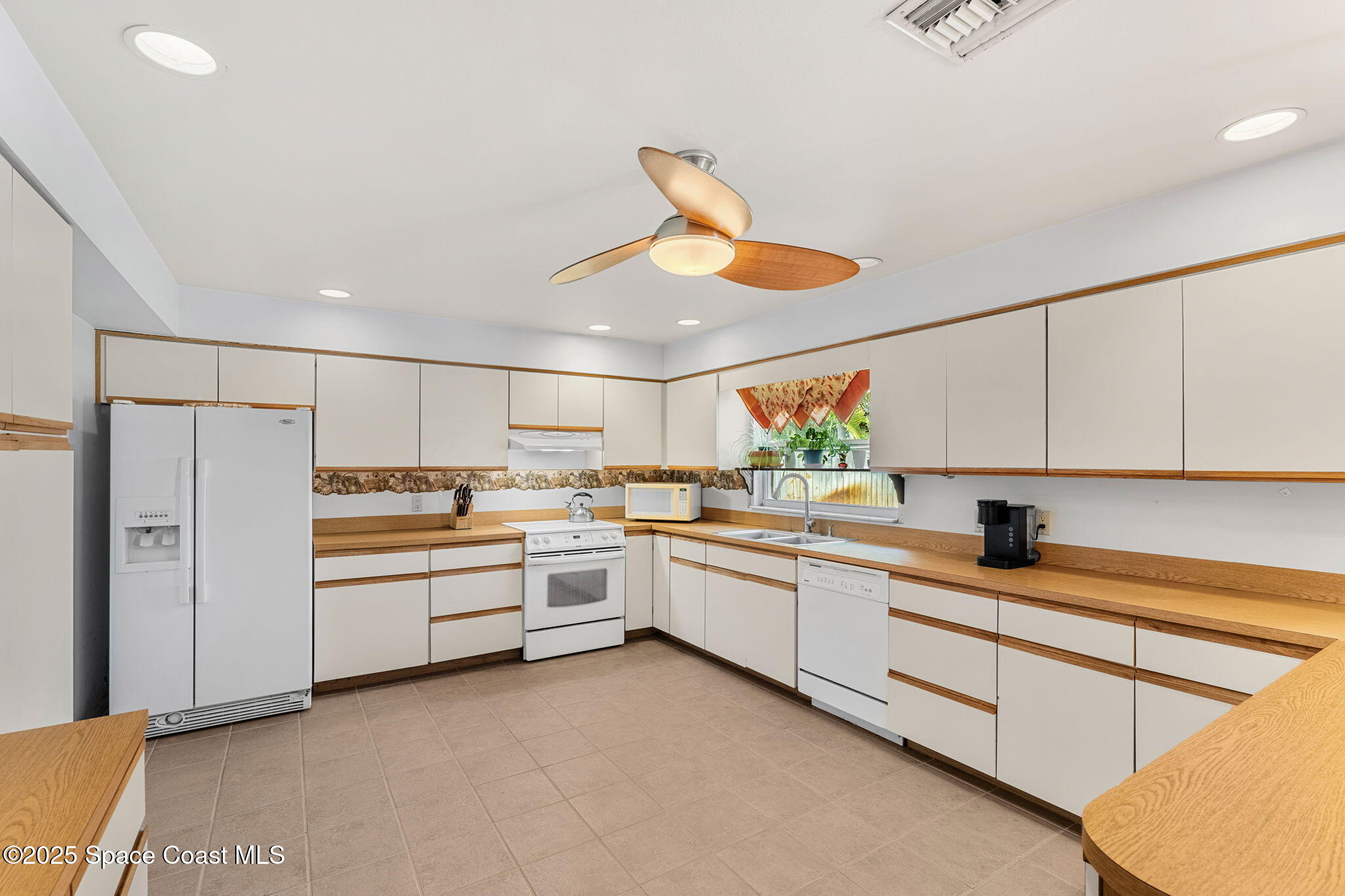 440 Pine Tree Drive
