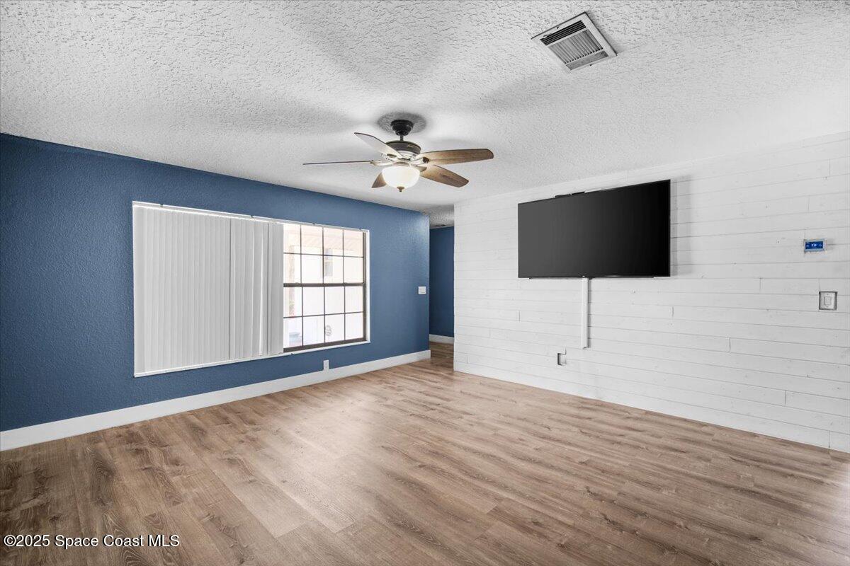 935 Penny Drive