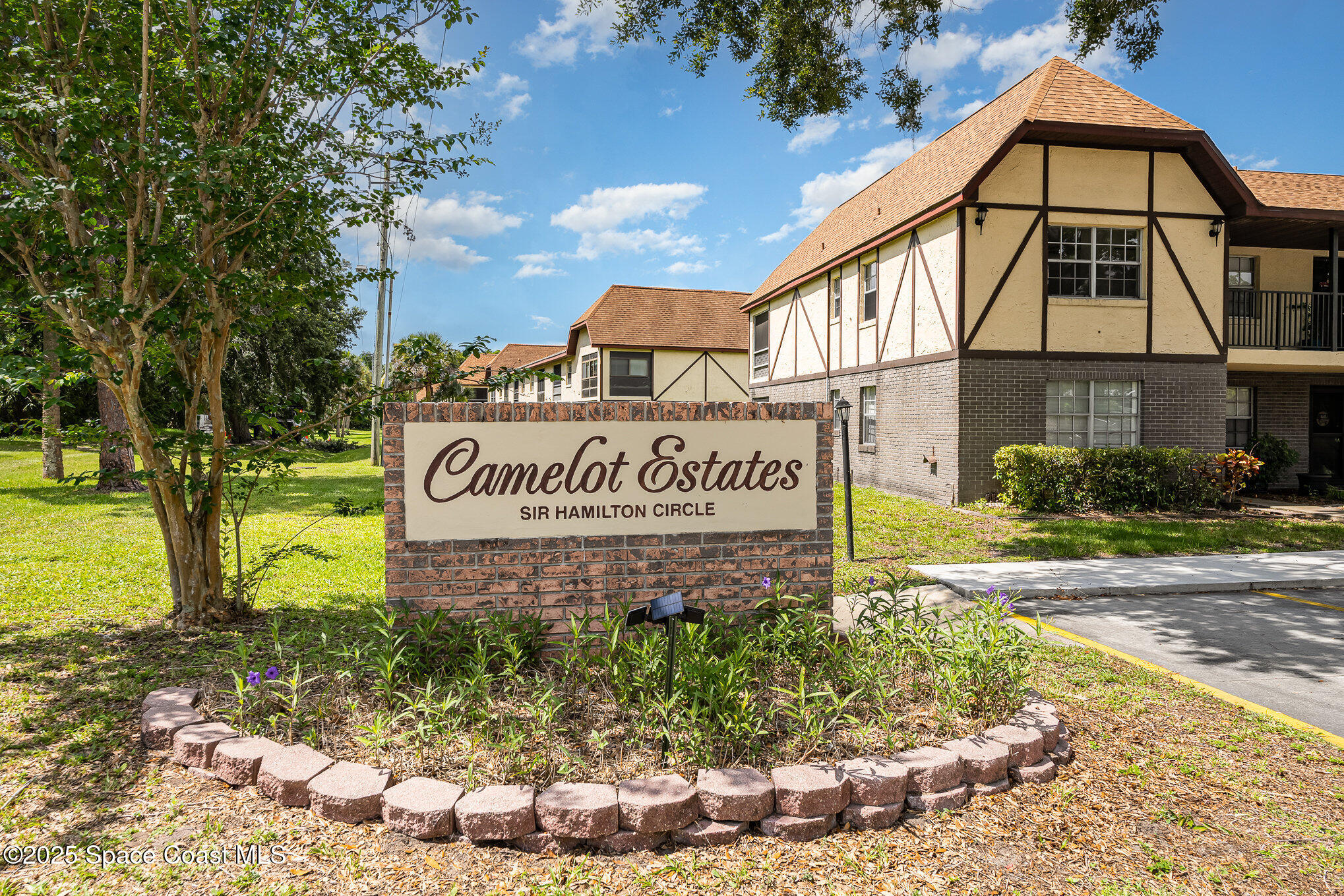 2965 Sir Hamilton Circle