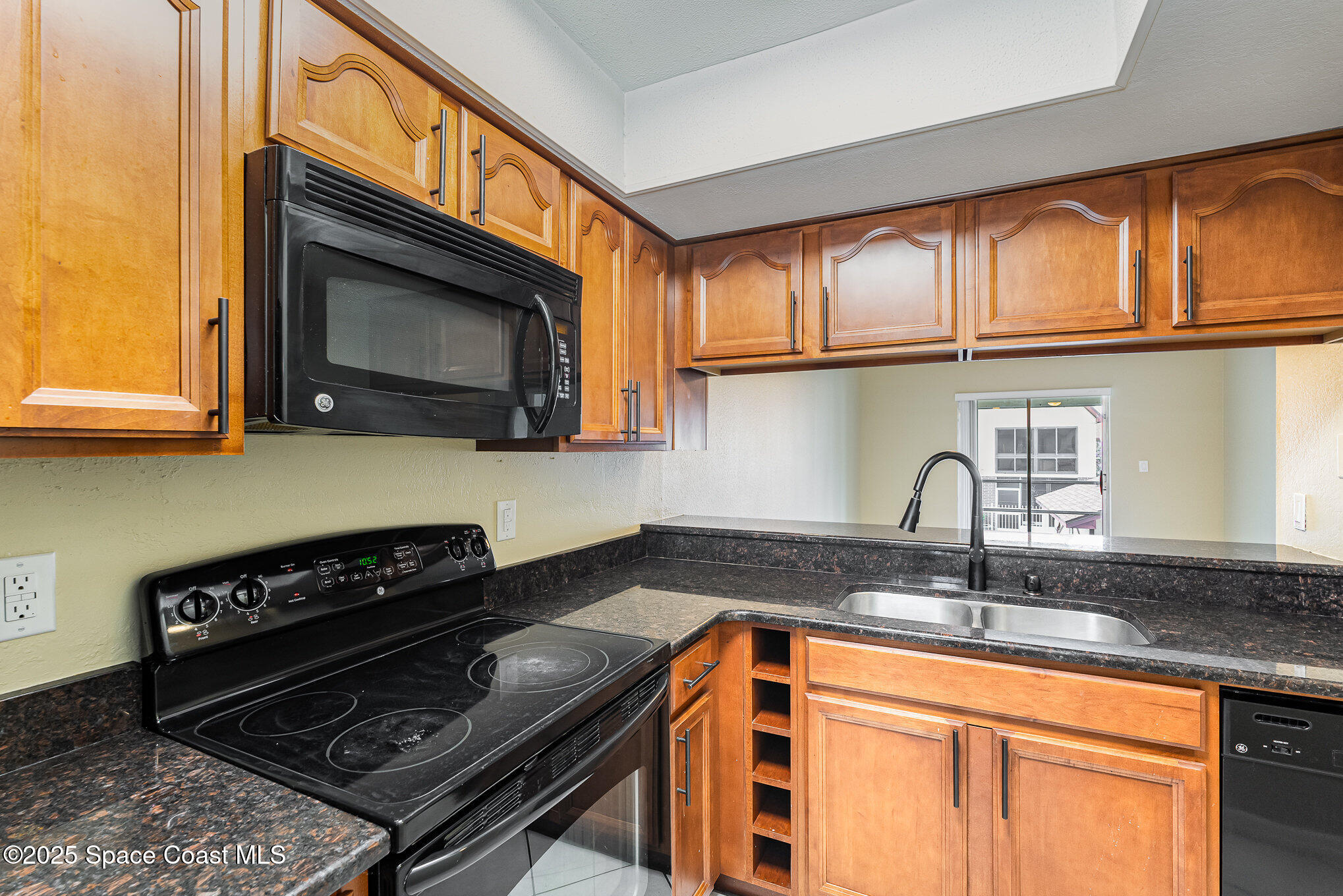 2965 Sir Hamilton Circle