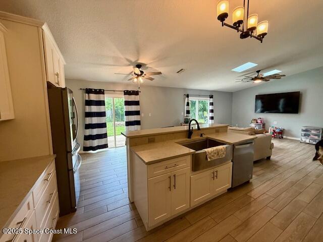 1729 Saratoga Drive